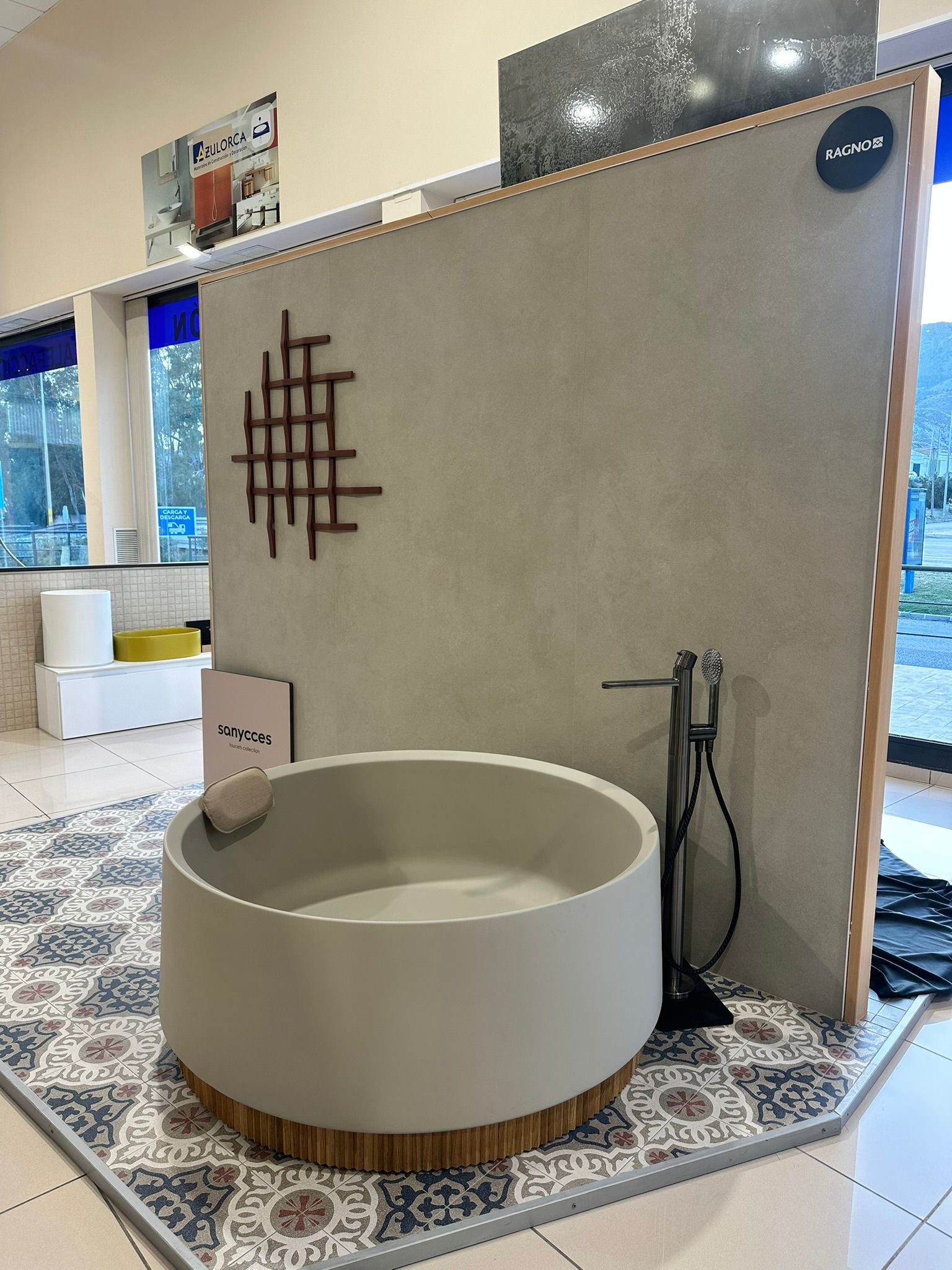 Foto 4 di BIGMAT AZULORCA - ALMACEN