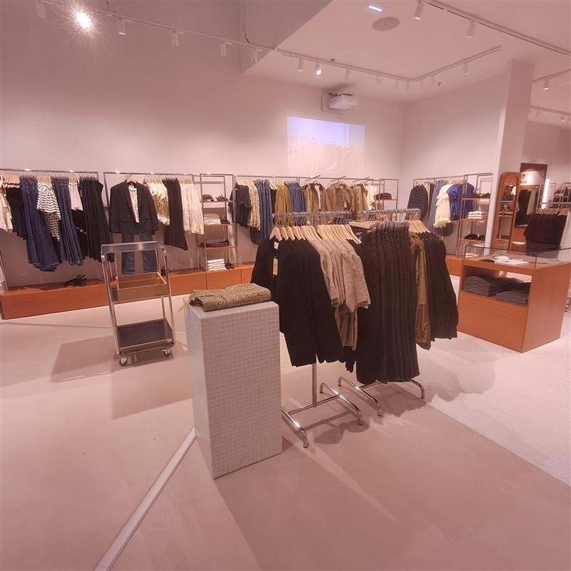Foto 12 di Promod