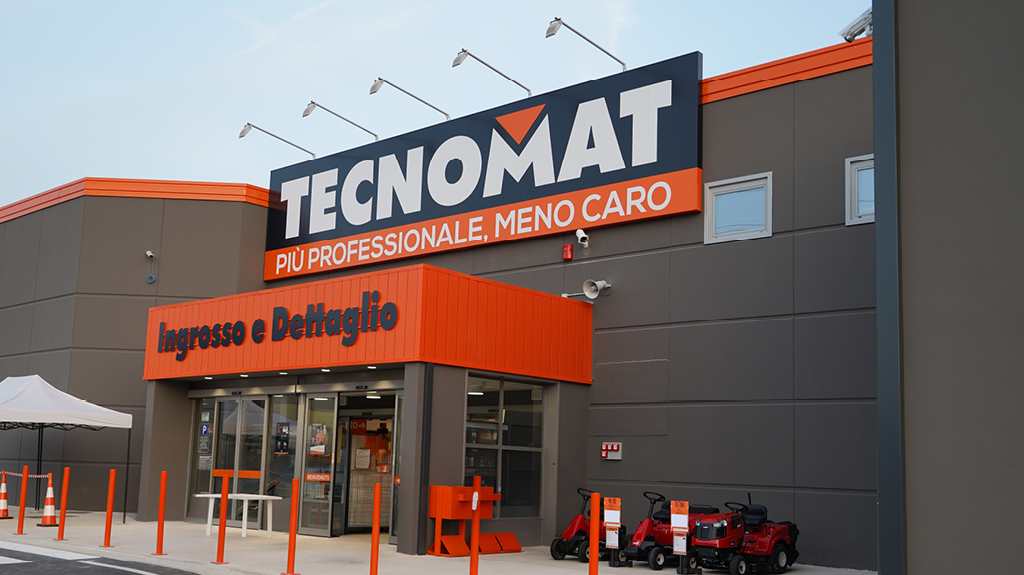 Foto 1 di Tecnomat