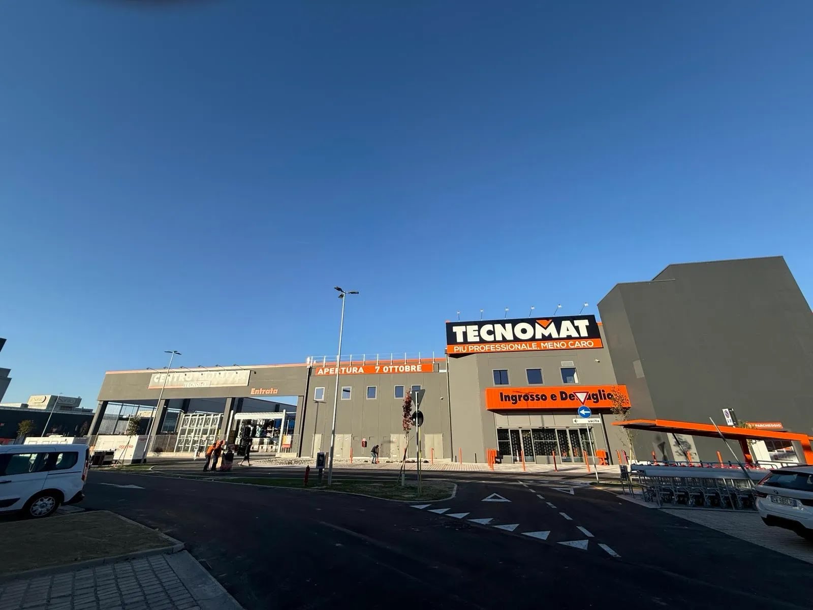 Foto 1 di Tecnomat