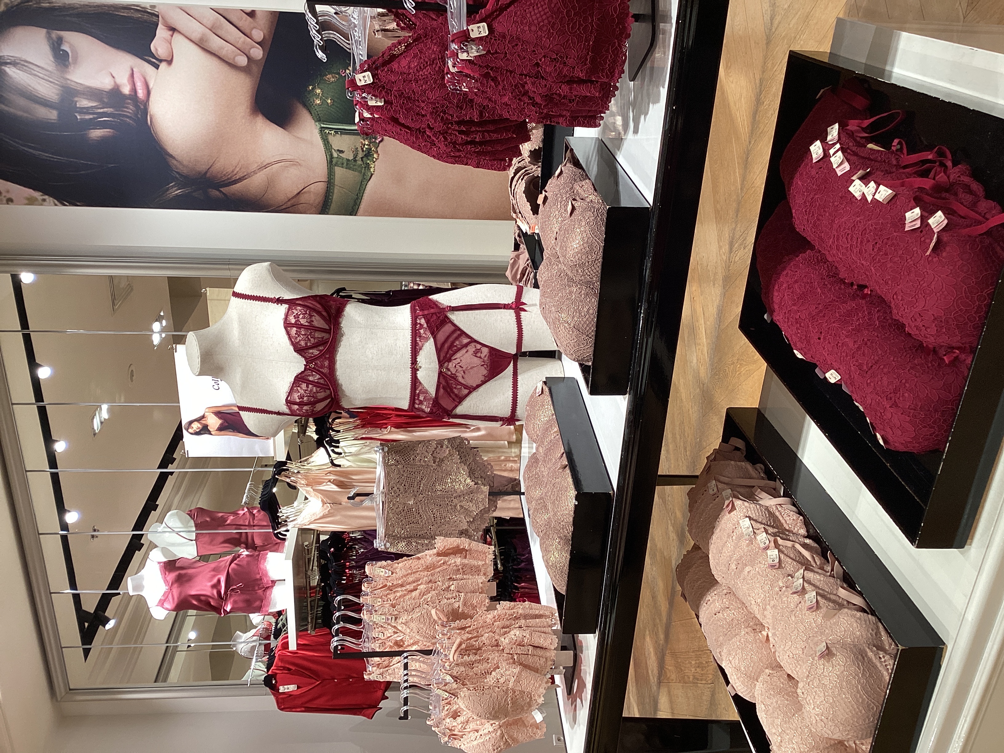 Foto 34 di Etam Lingerie