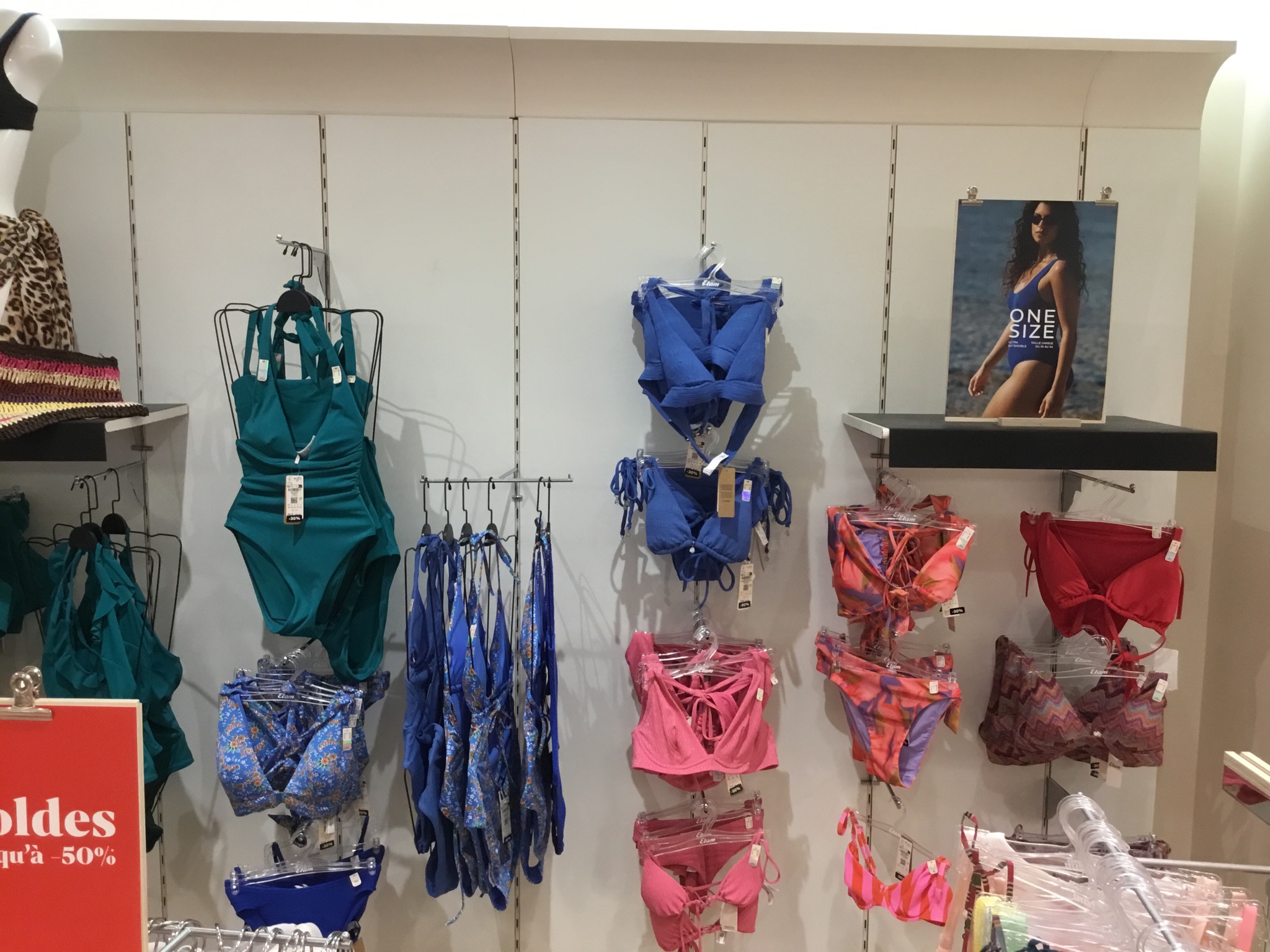 Foto 414 di Etam Lingerie