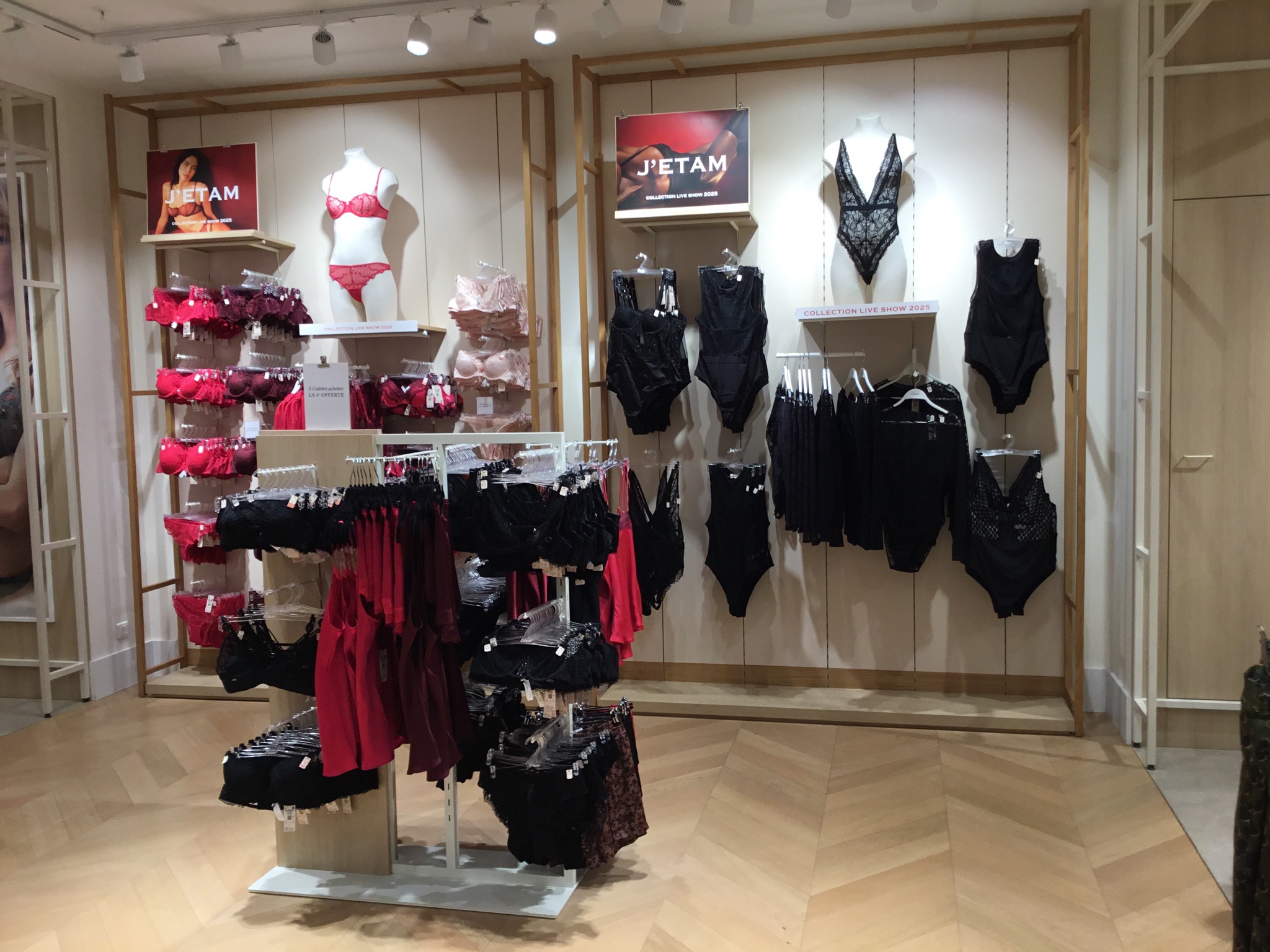 Foto 86 di Etam Lingerie