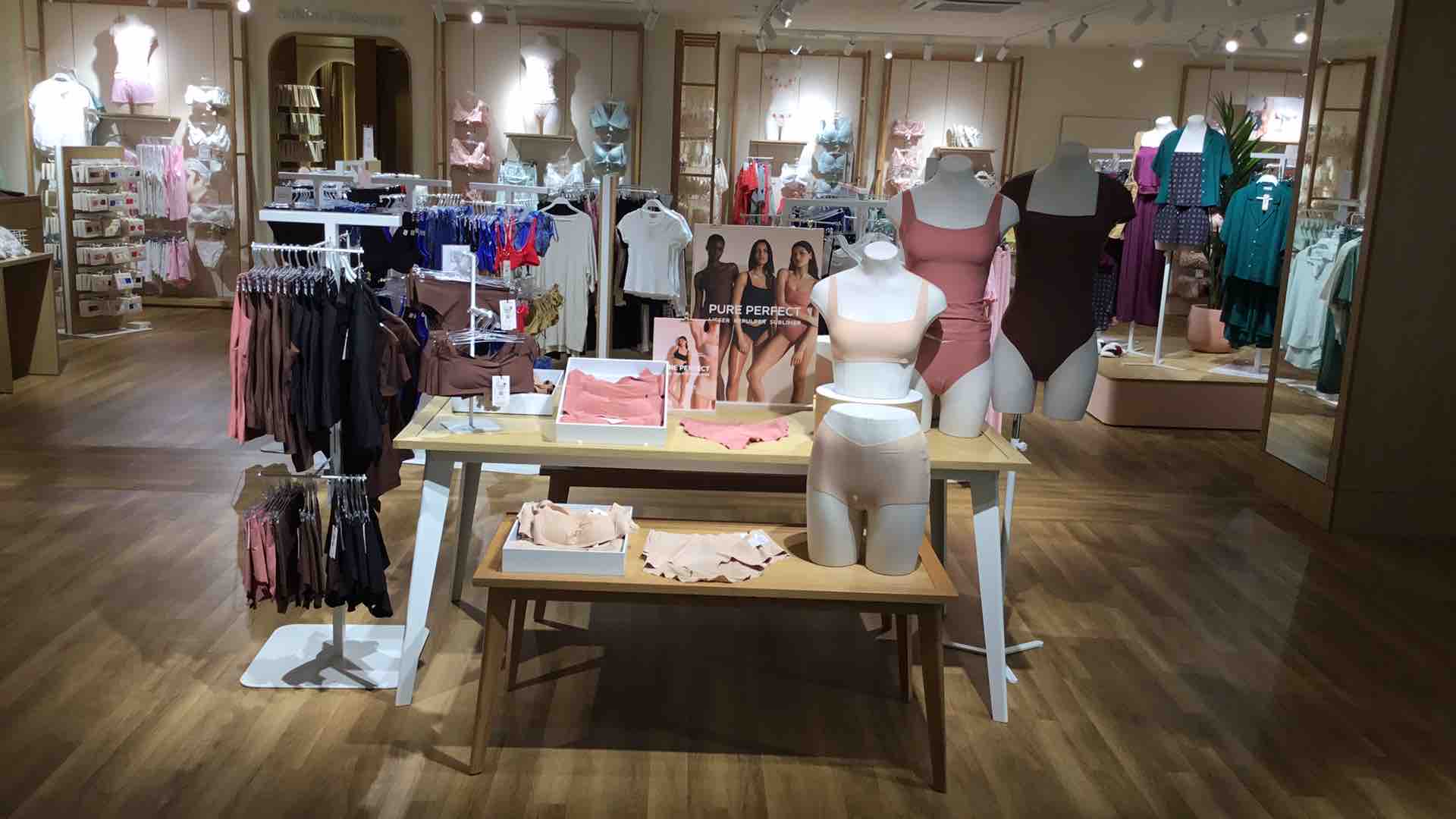 Foto 21 di Etam Lingerie
