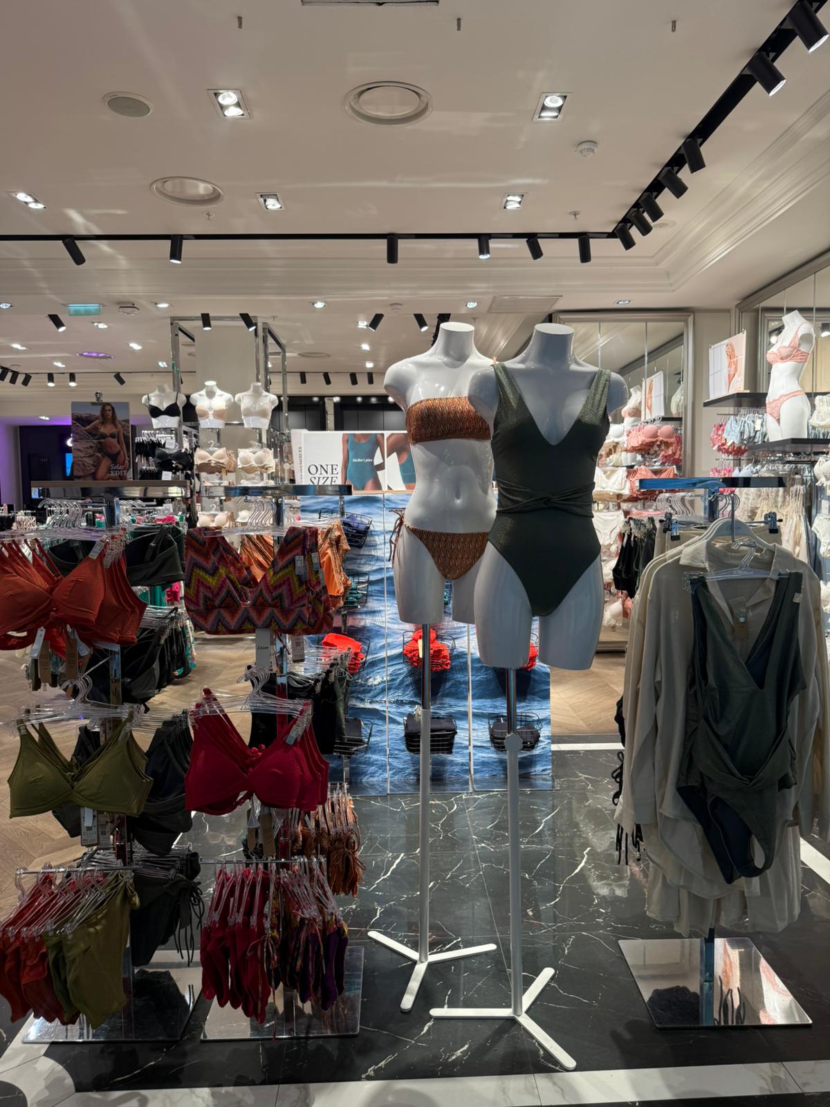 Foto 4 di Etam Lingerie