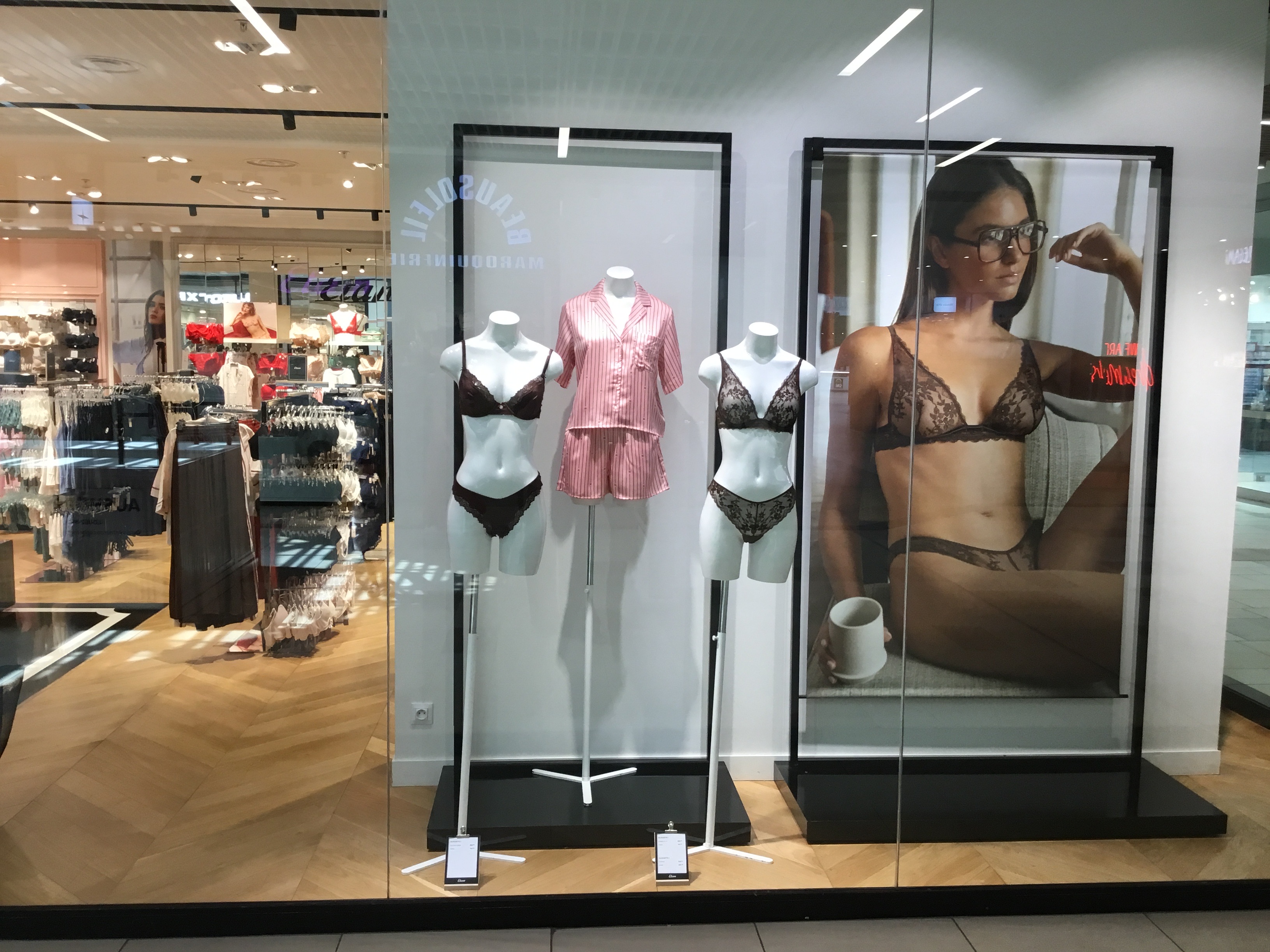 Foto 75 di Etam Lingerie