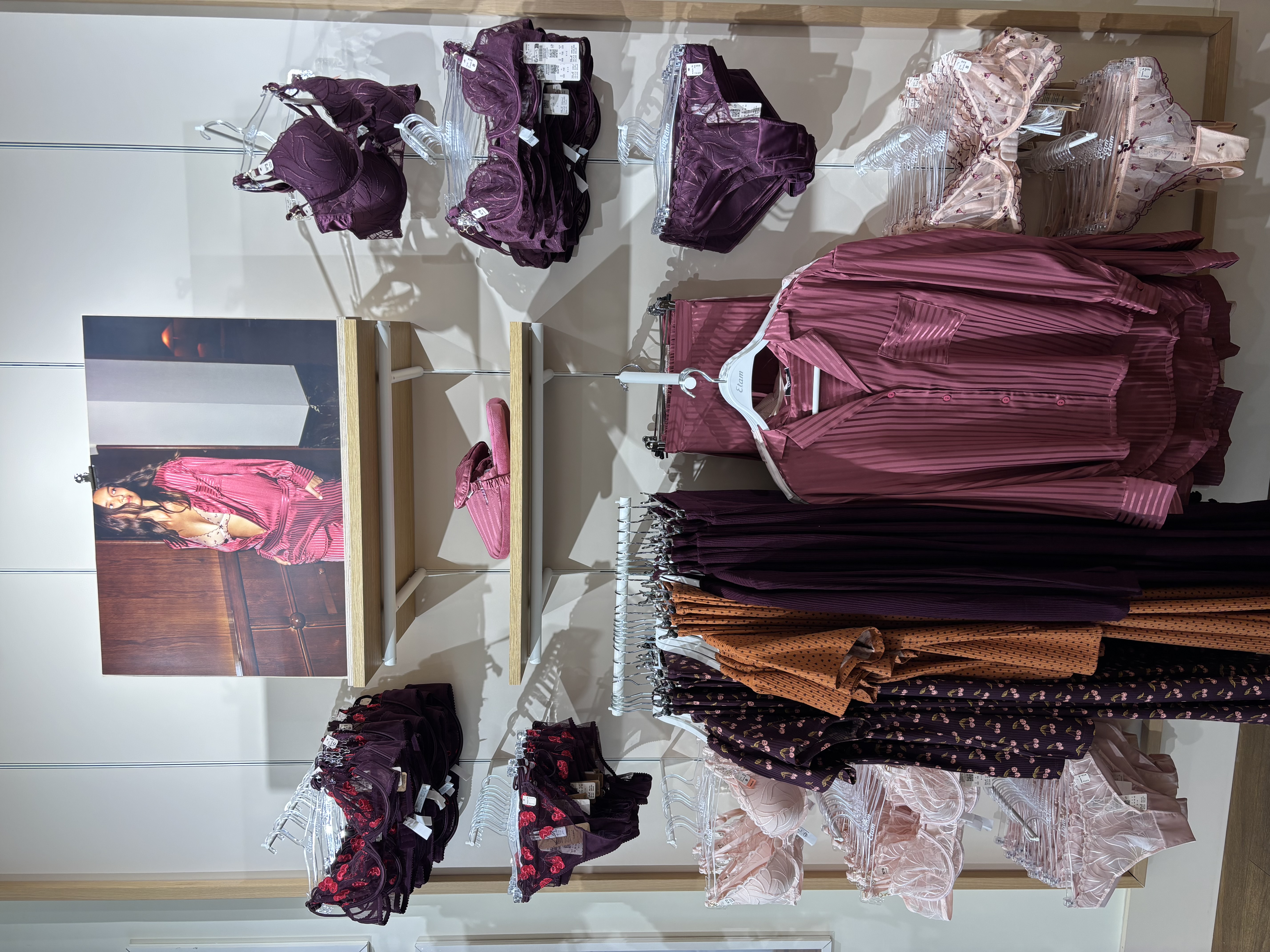 Foto 7 di Etam Lingerie
