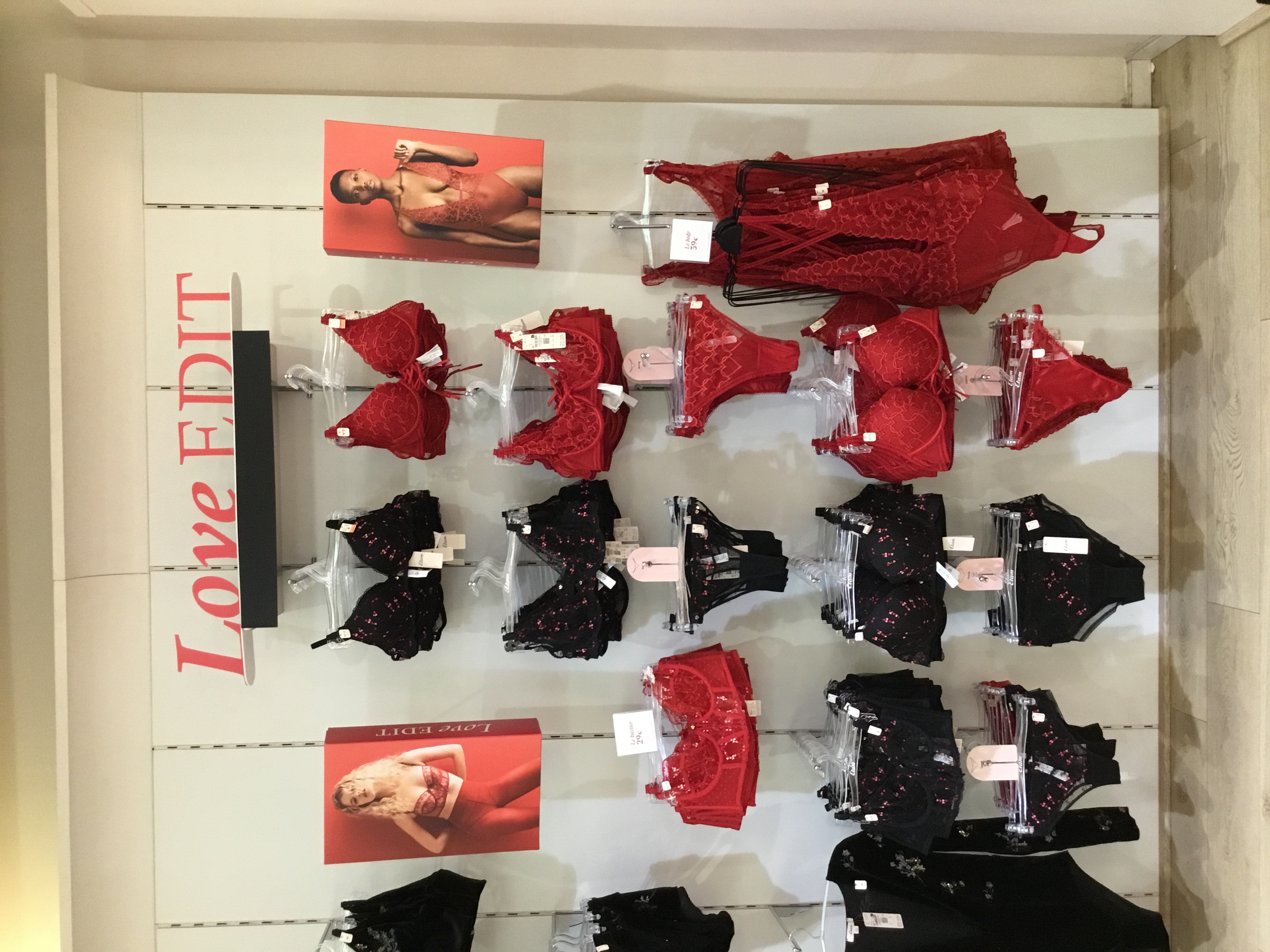 Foto 83 di Etam Lingerie