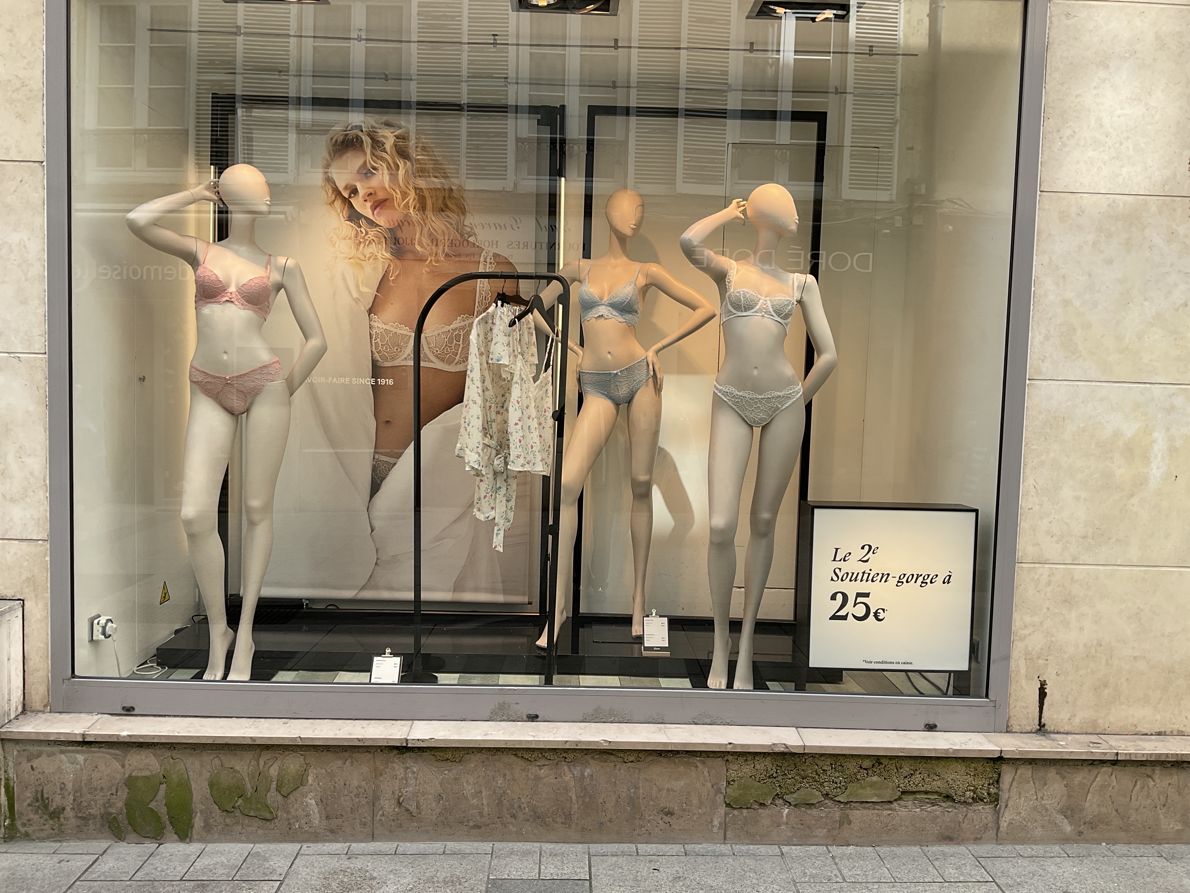 Foto 37 di Etam Lingerie