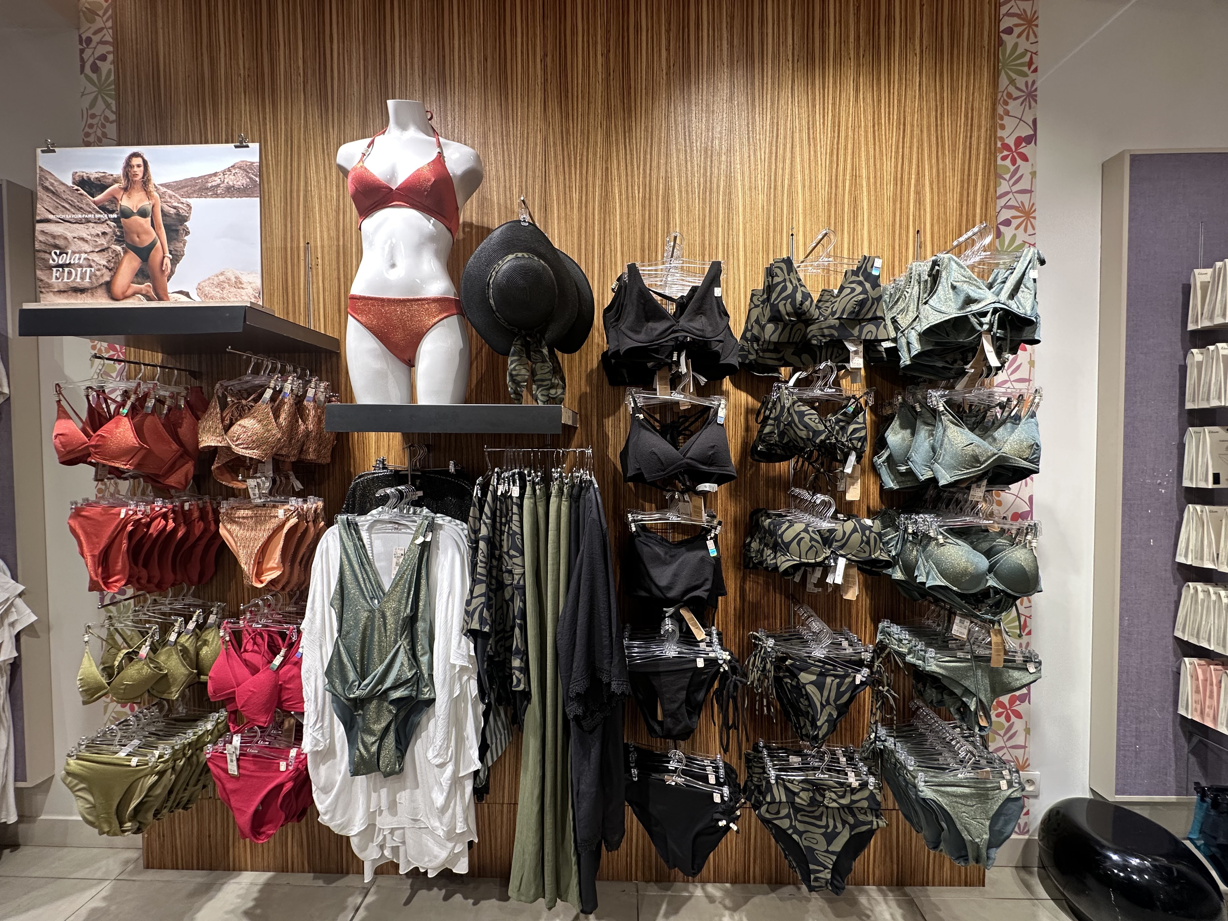 Foto 95 di Etam Lingerie