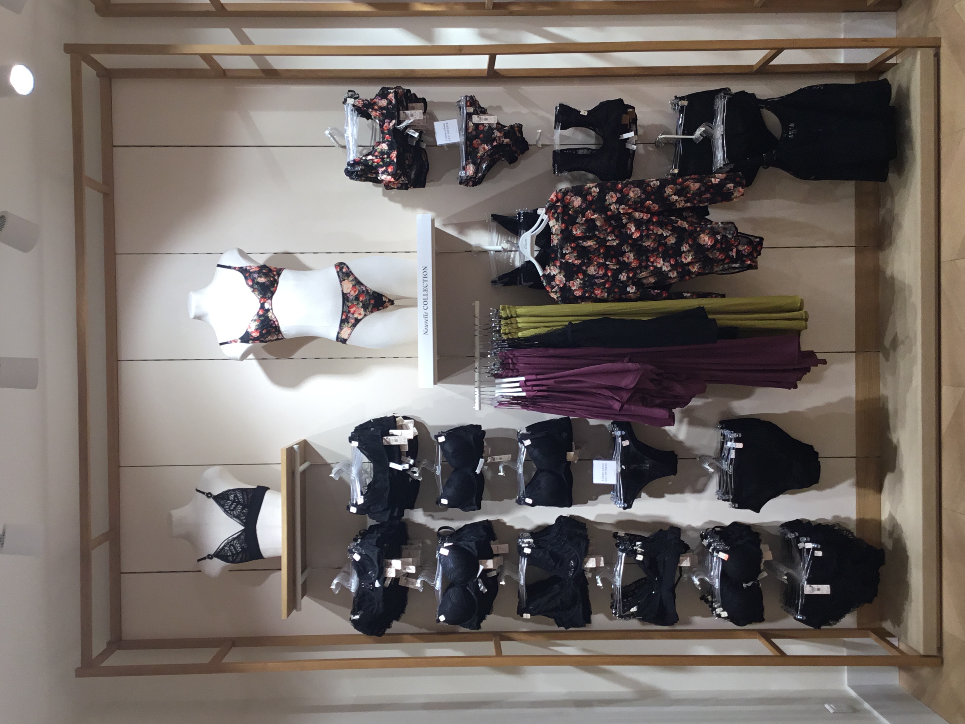 Foto 67 di Etam Lingerie