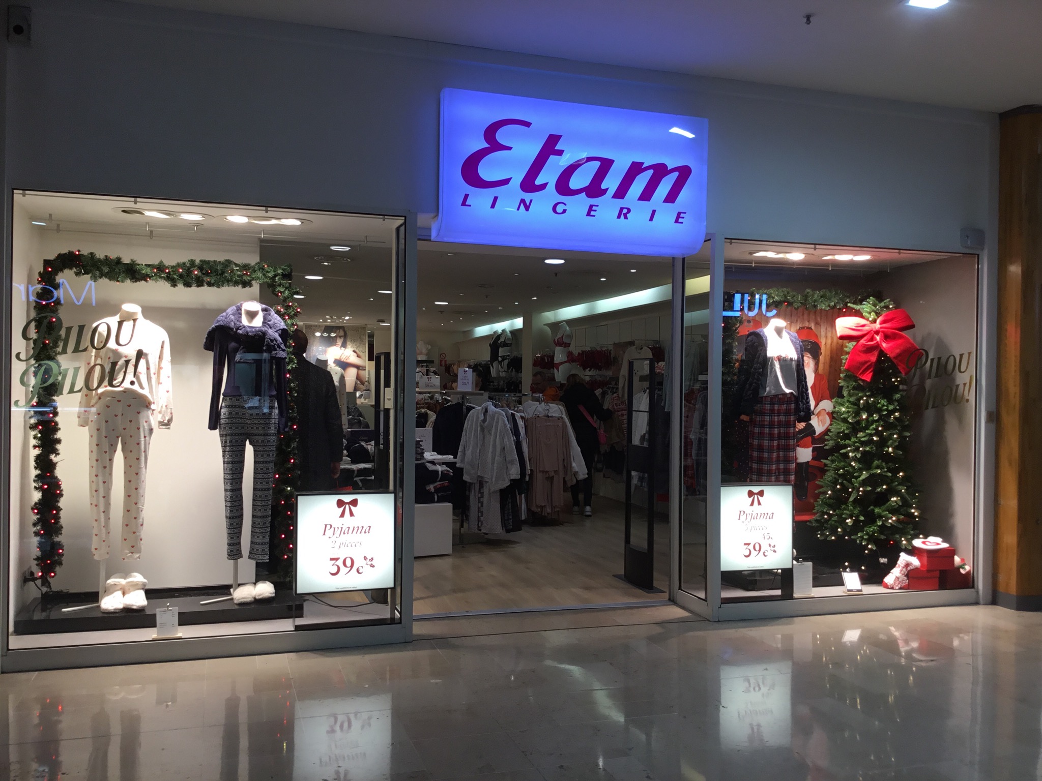 Foto 335 di Etam Lingerie