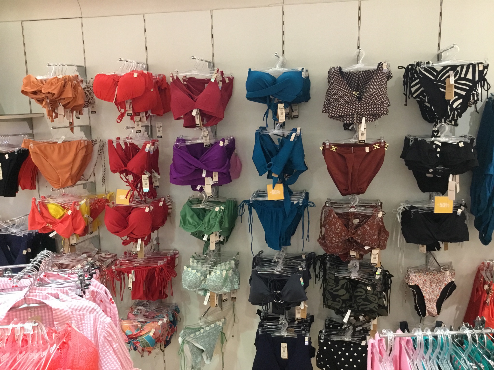 Foto 200 di Etam Lingerie