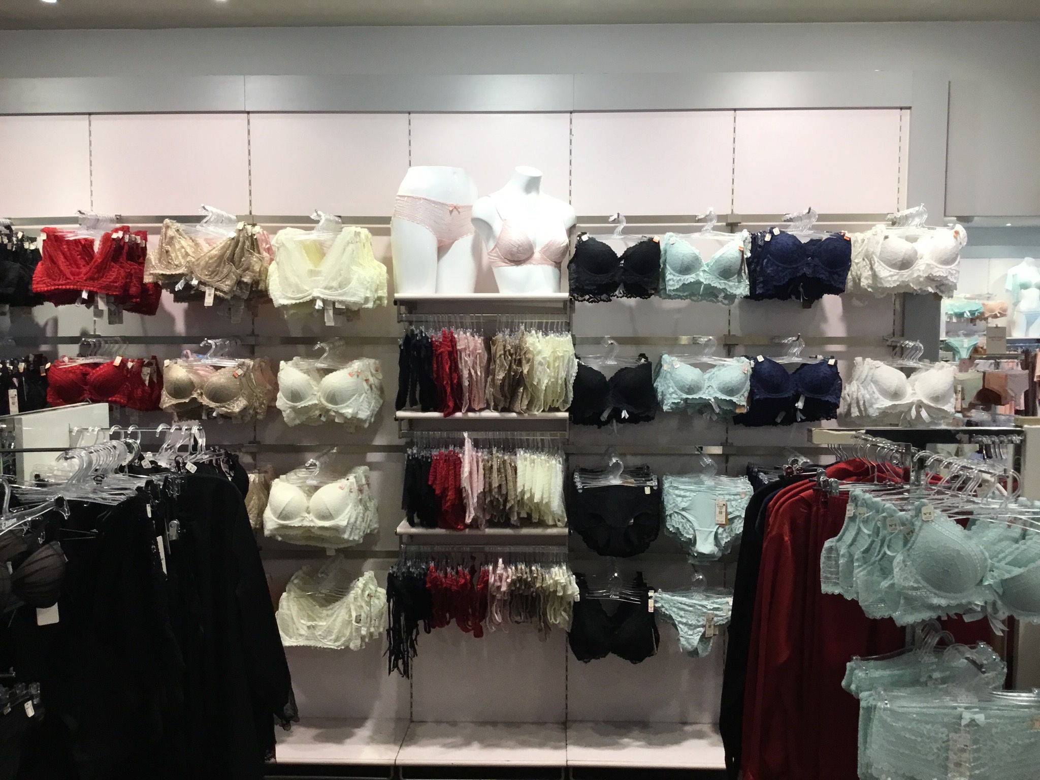 Foto 34 di Etam Lingerie