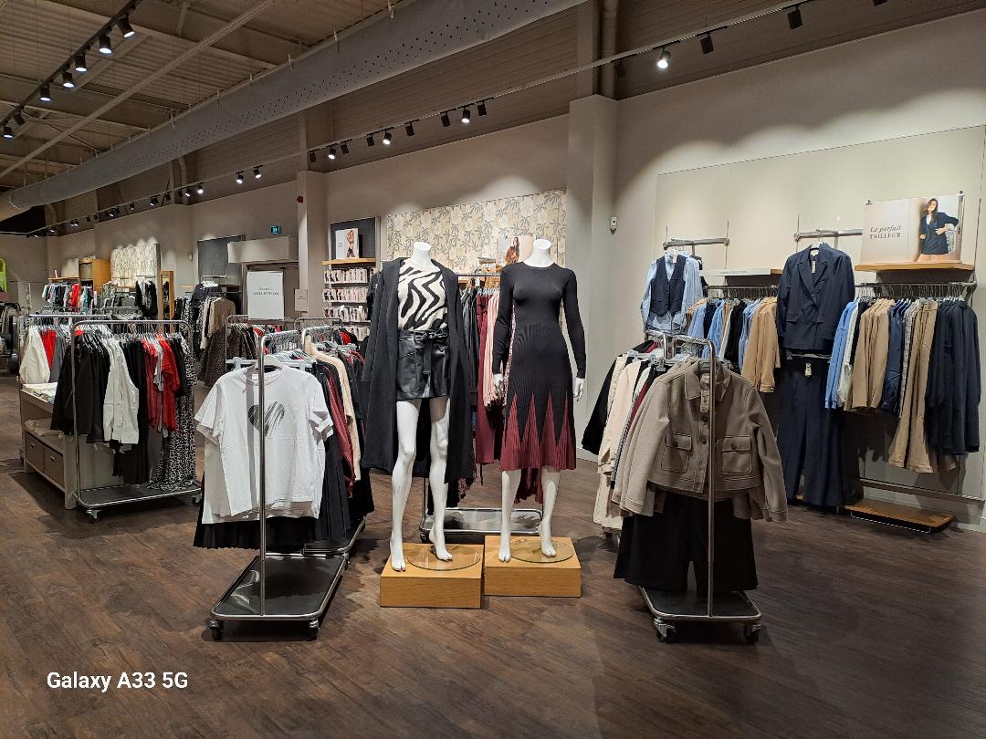 Etam Lingerie et Prêt-à-porter