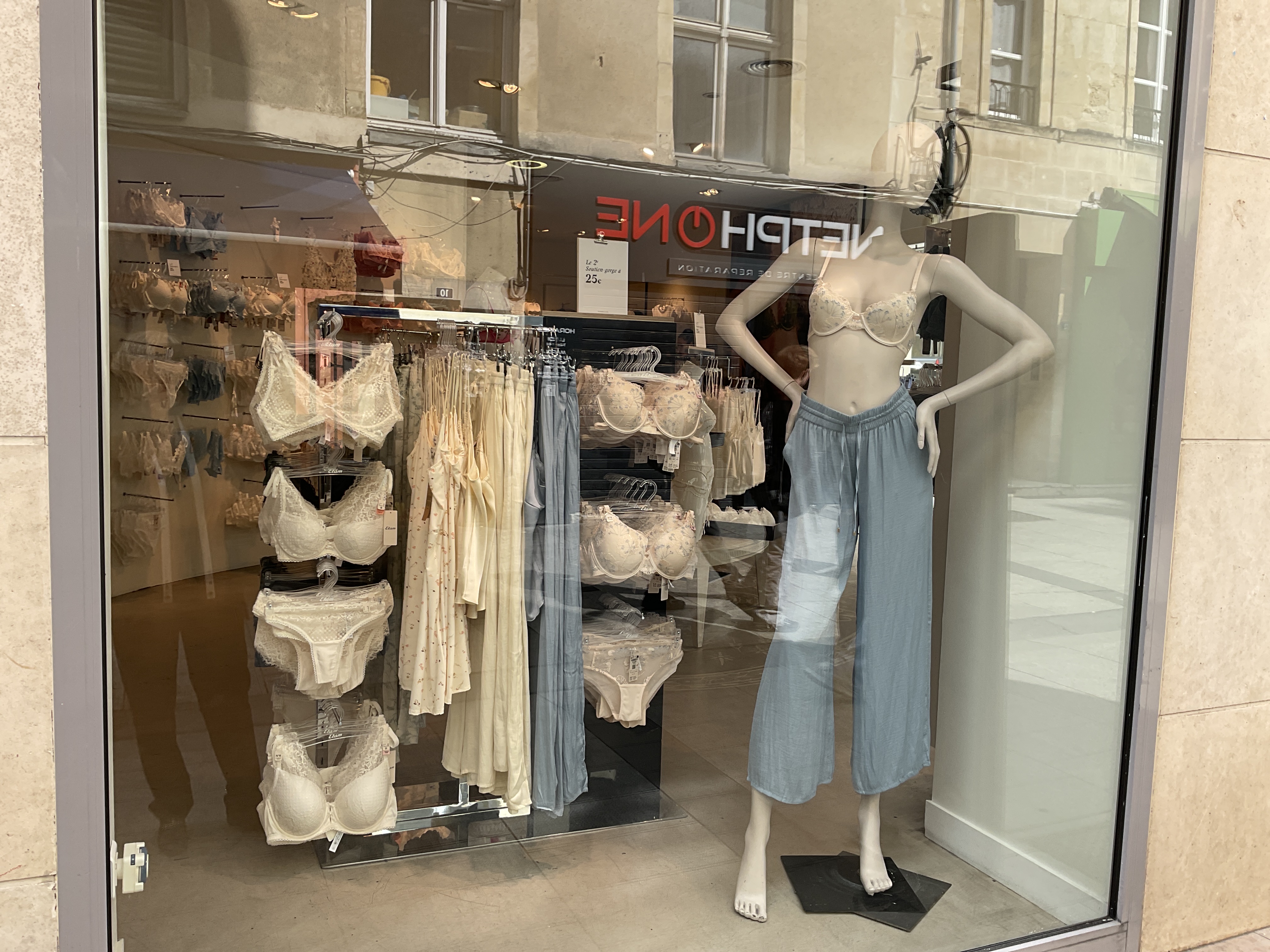 Foto 35 di Etam Lingerie