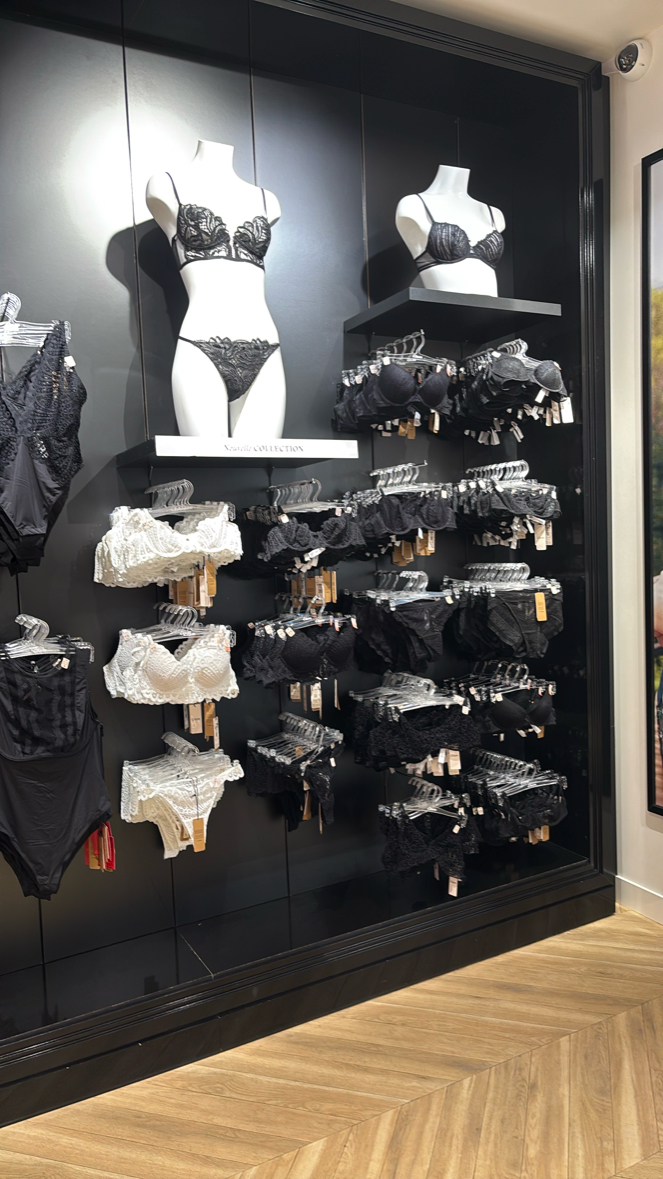 Foto 4 di Etam Lingerie