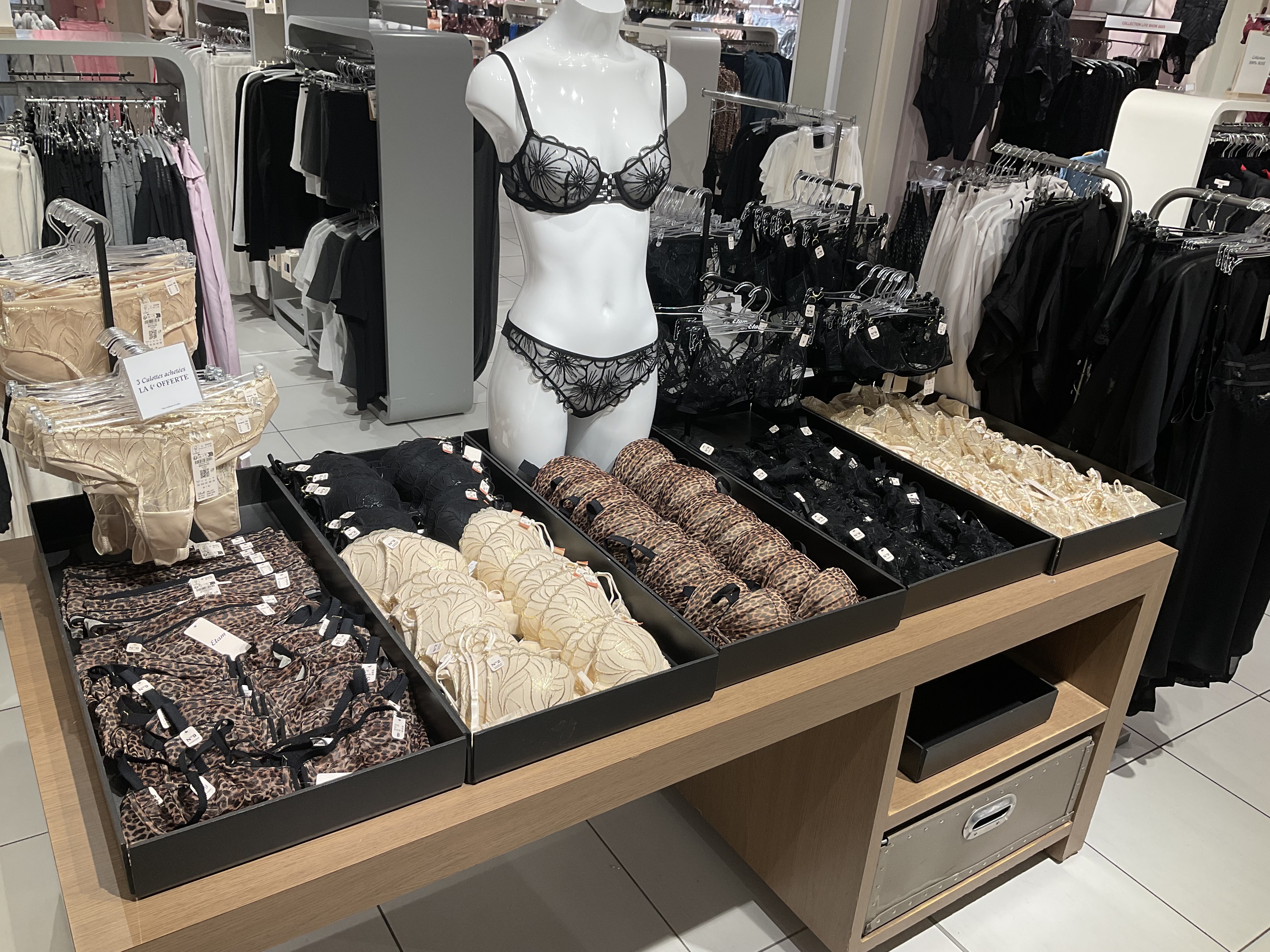 Foto 200 di Etam Lingerie