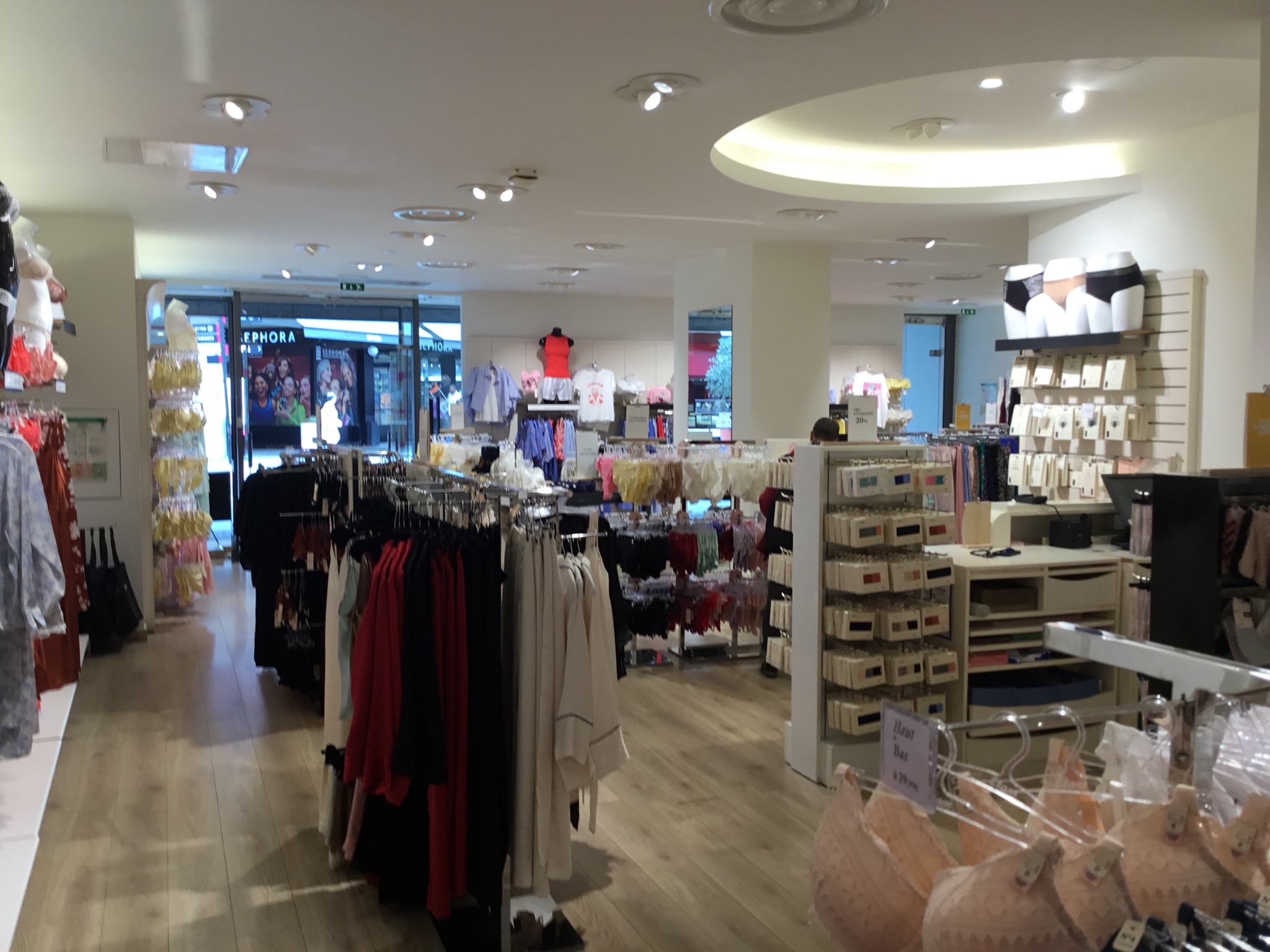 Etam Lingerie