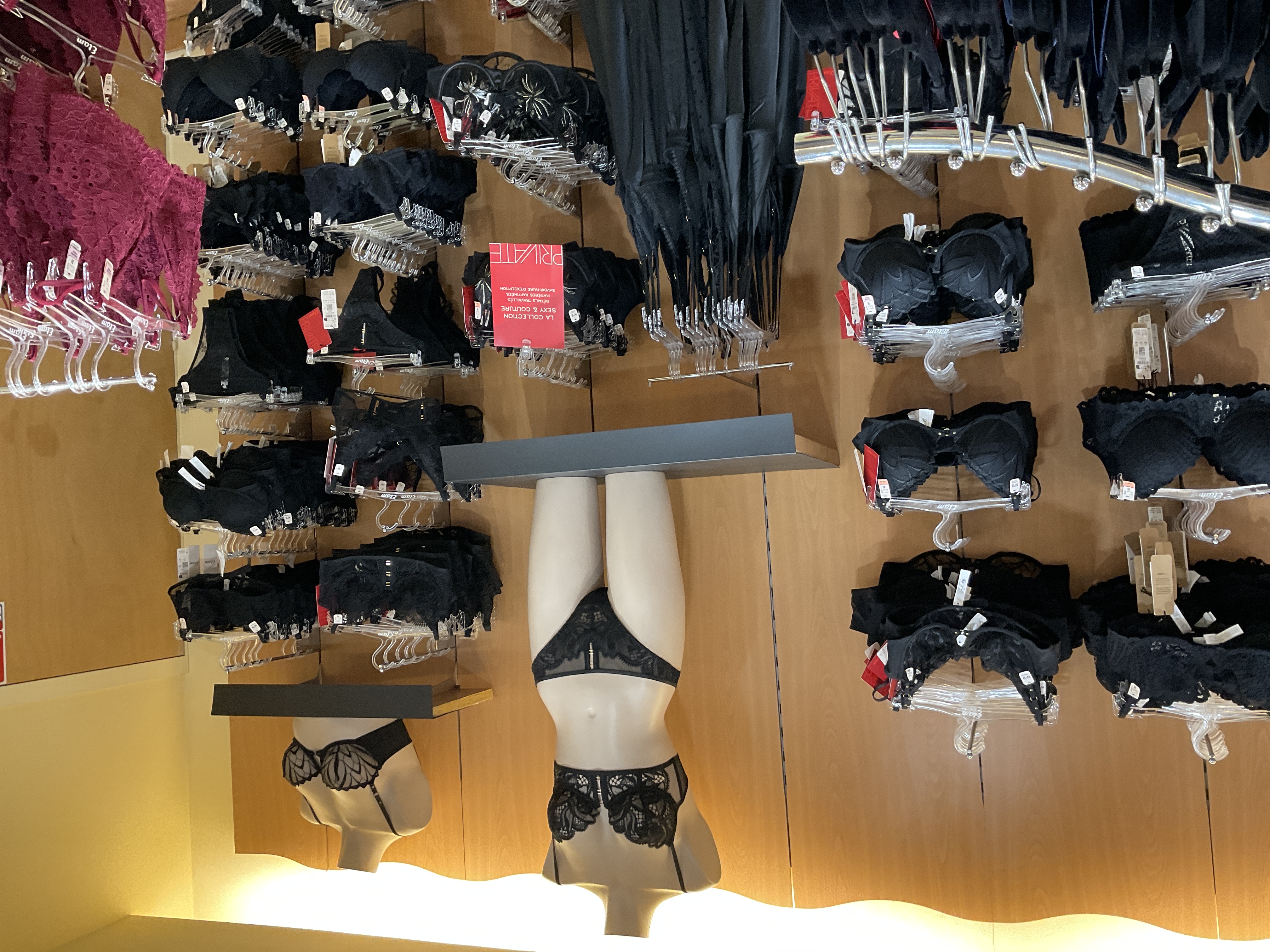 Foto 70 di Etam Lingerie