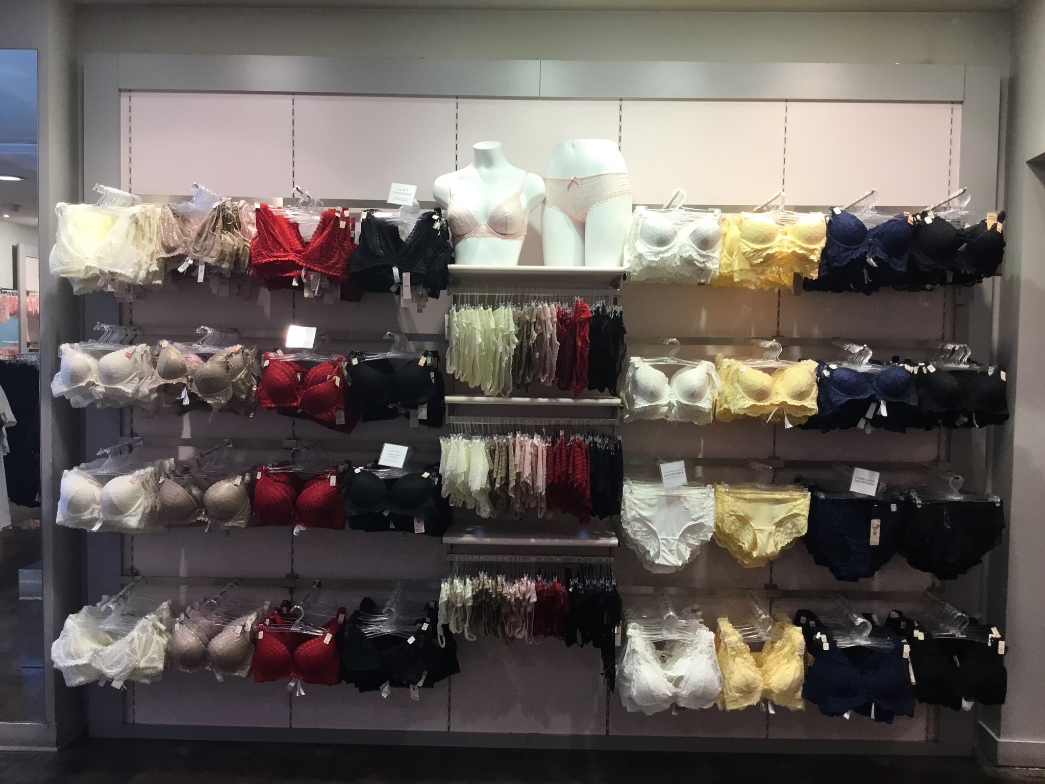 Foto 60 di Etam Lingerie