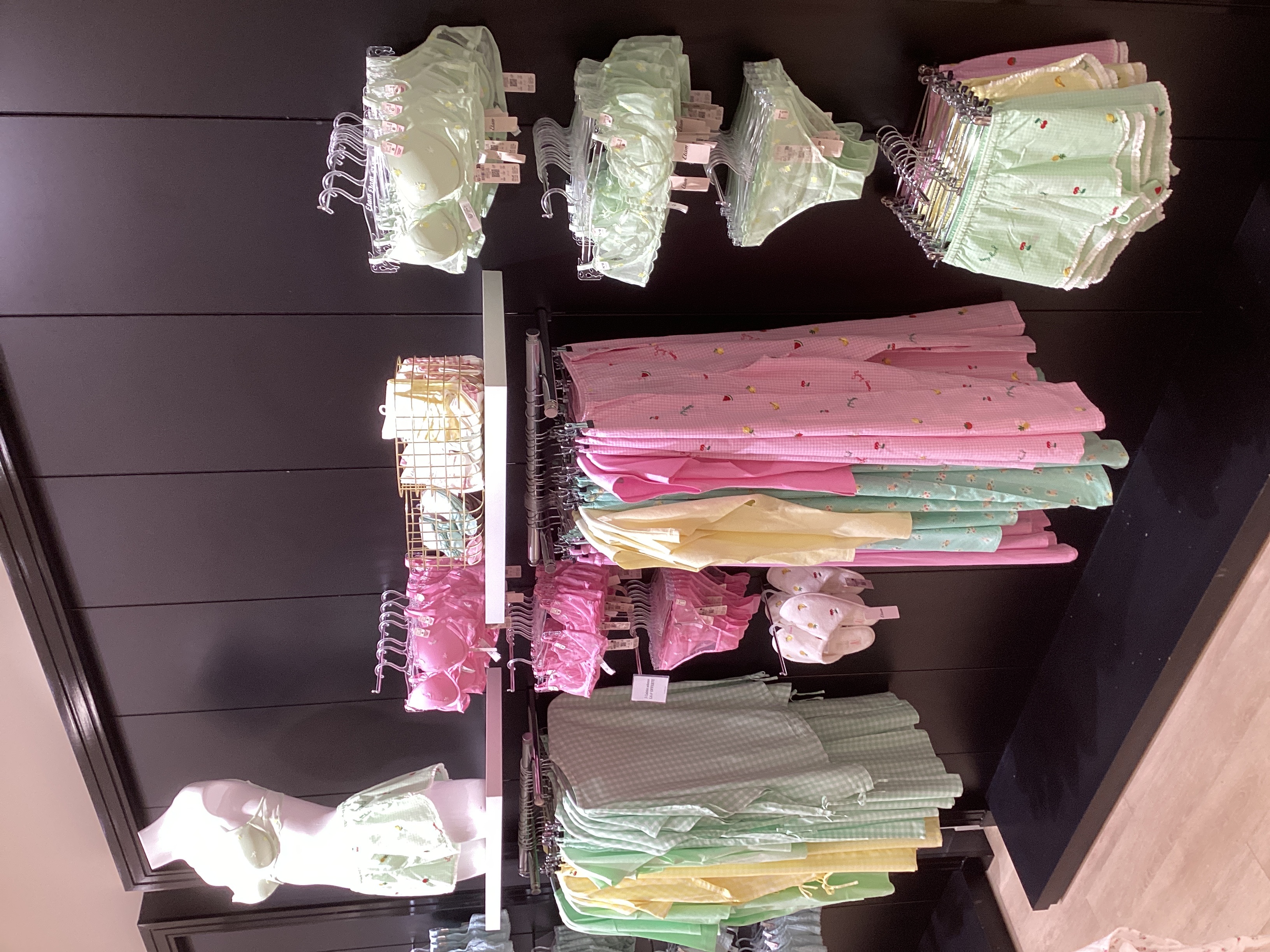 Foto 450 di Etam Lingerie