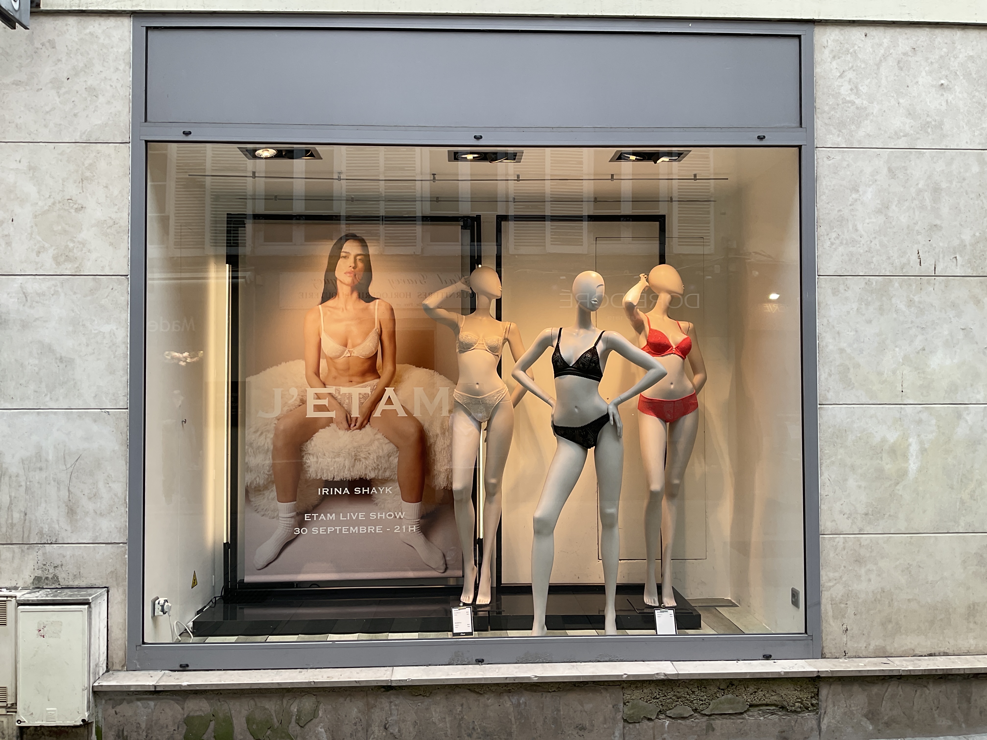 Foto 96 di Etam Lingerie
