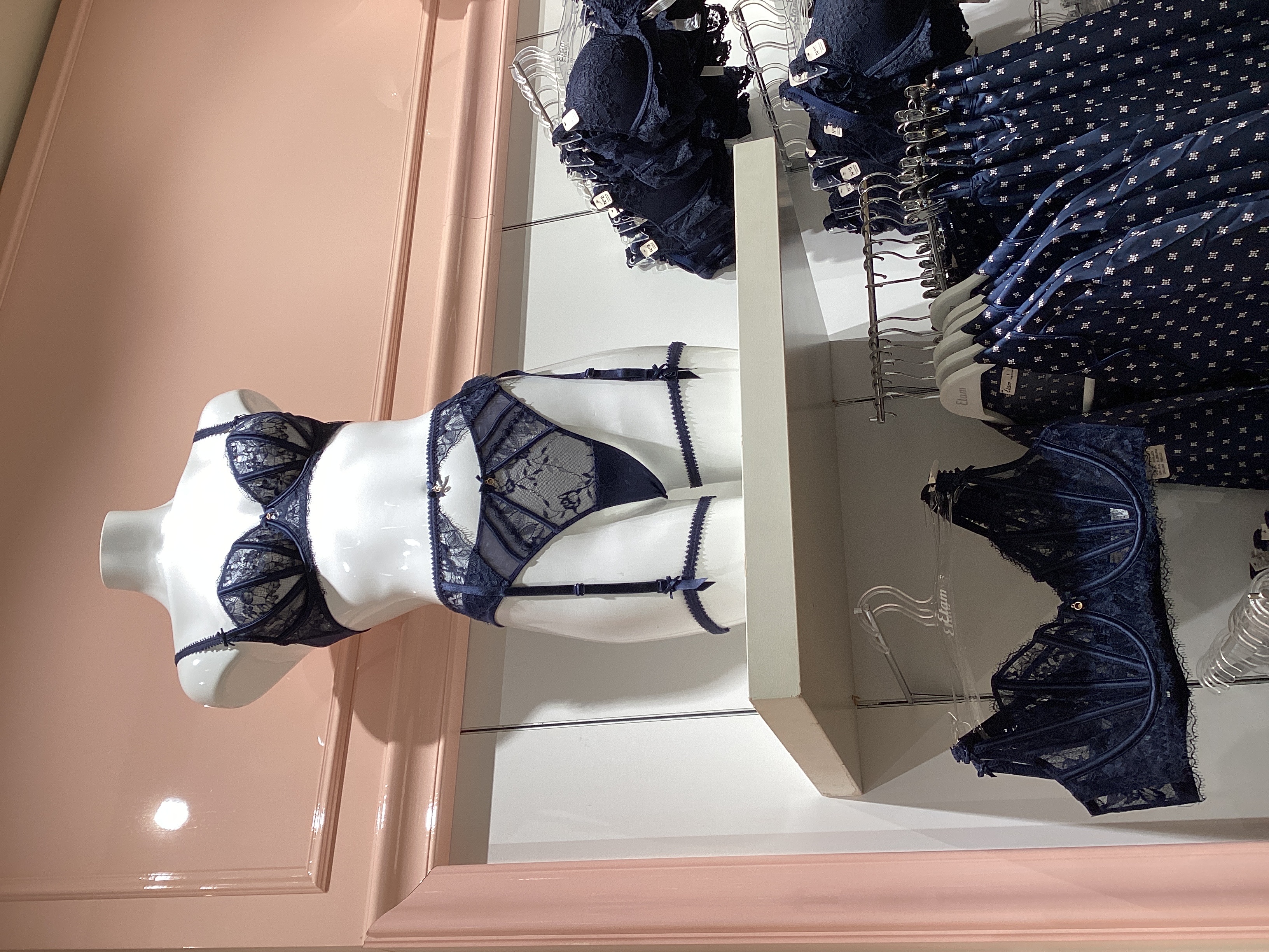 Foto 43 di Etam Lingerie