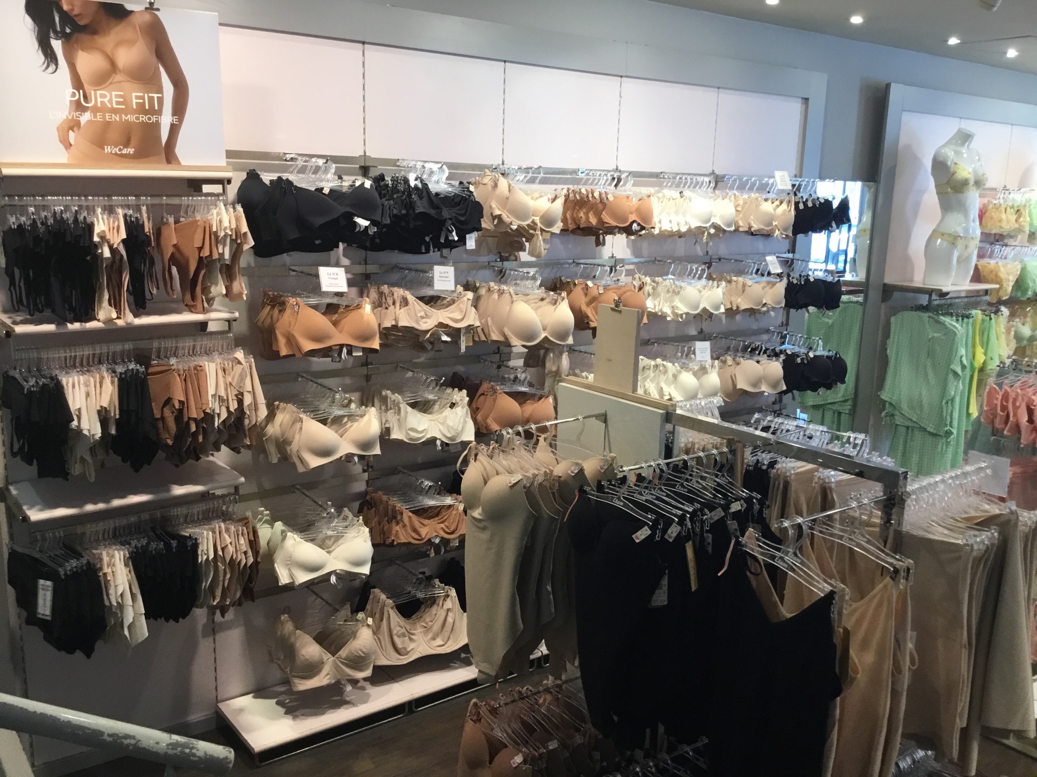 Foto 62 di Etam Lingerie
