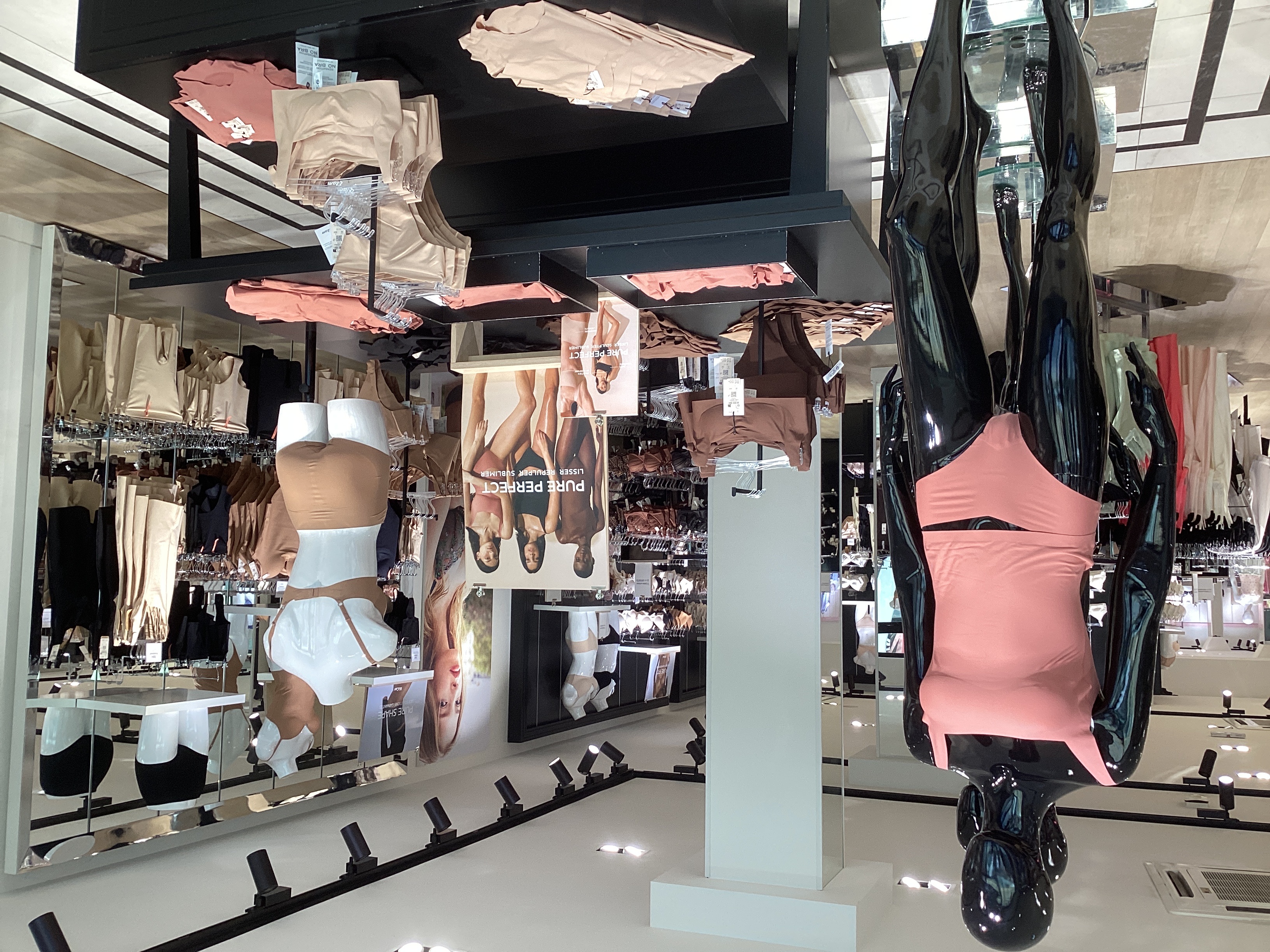Foto 455 di Etam Lingerie