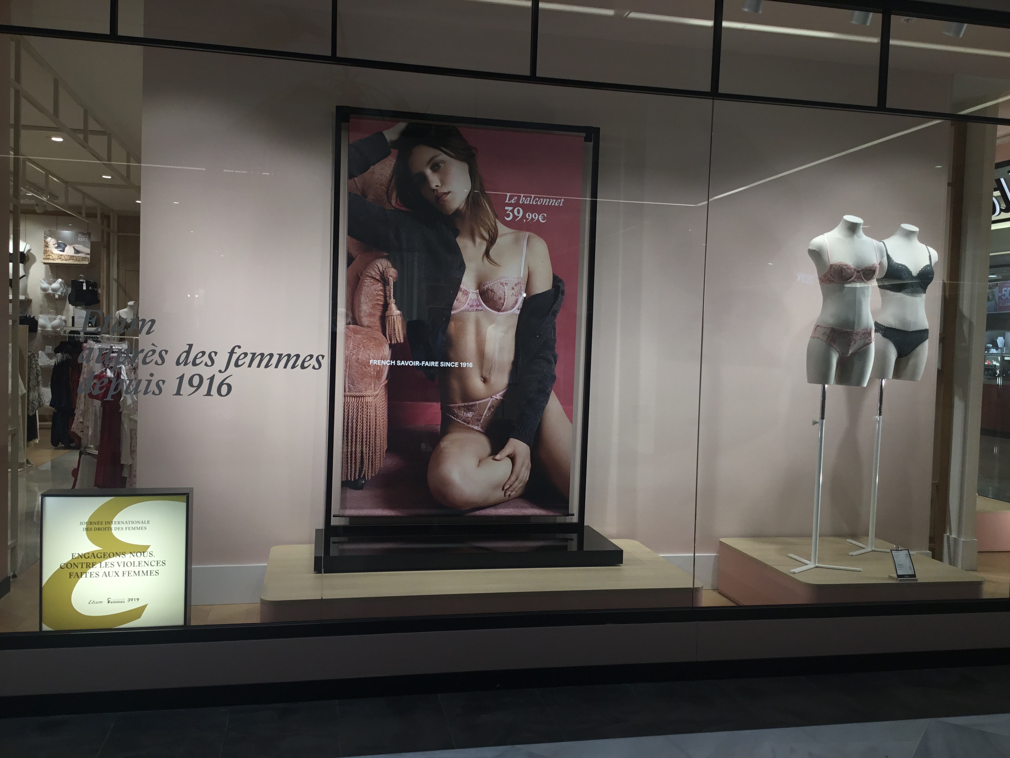 Foto 23 di Etam Lingerie