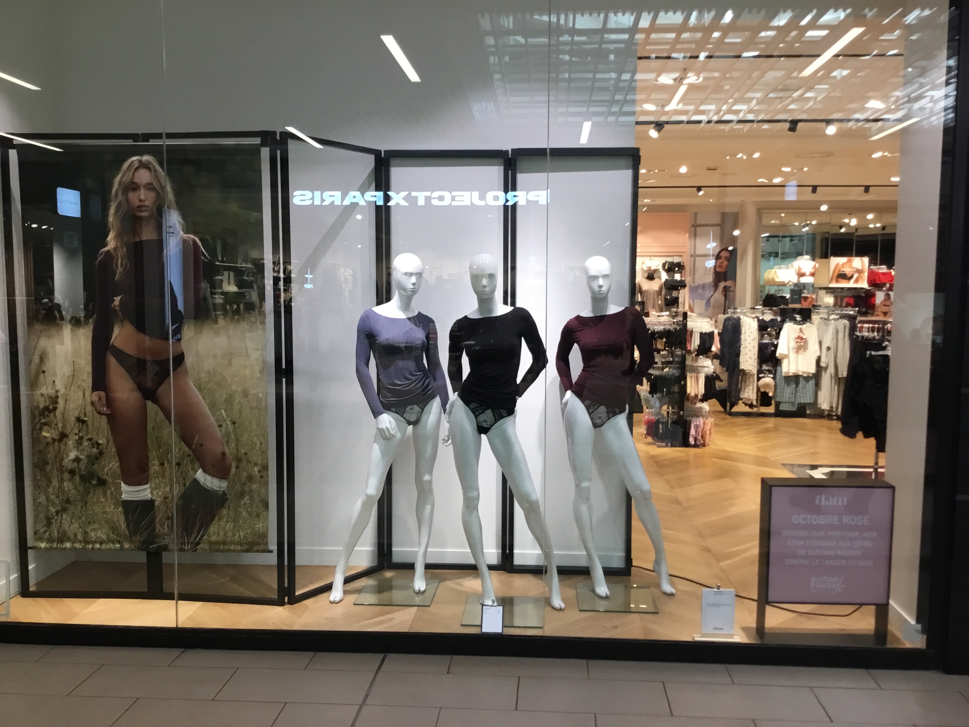 Foto 1 di Etam Lingerie