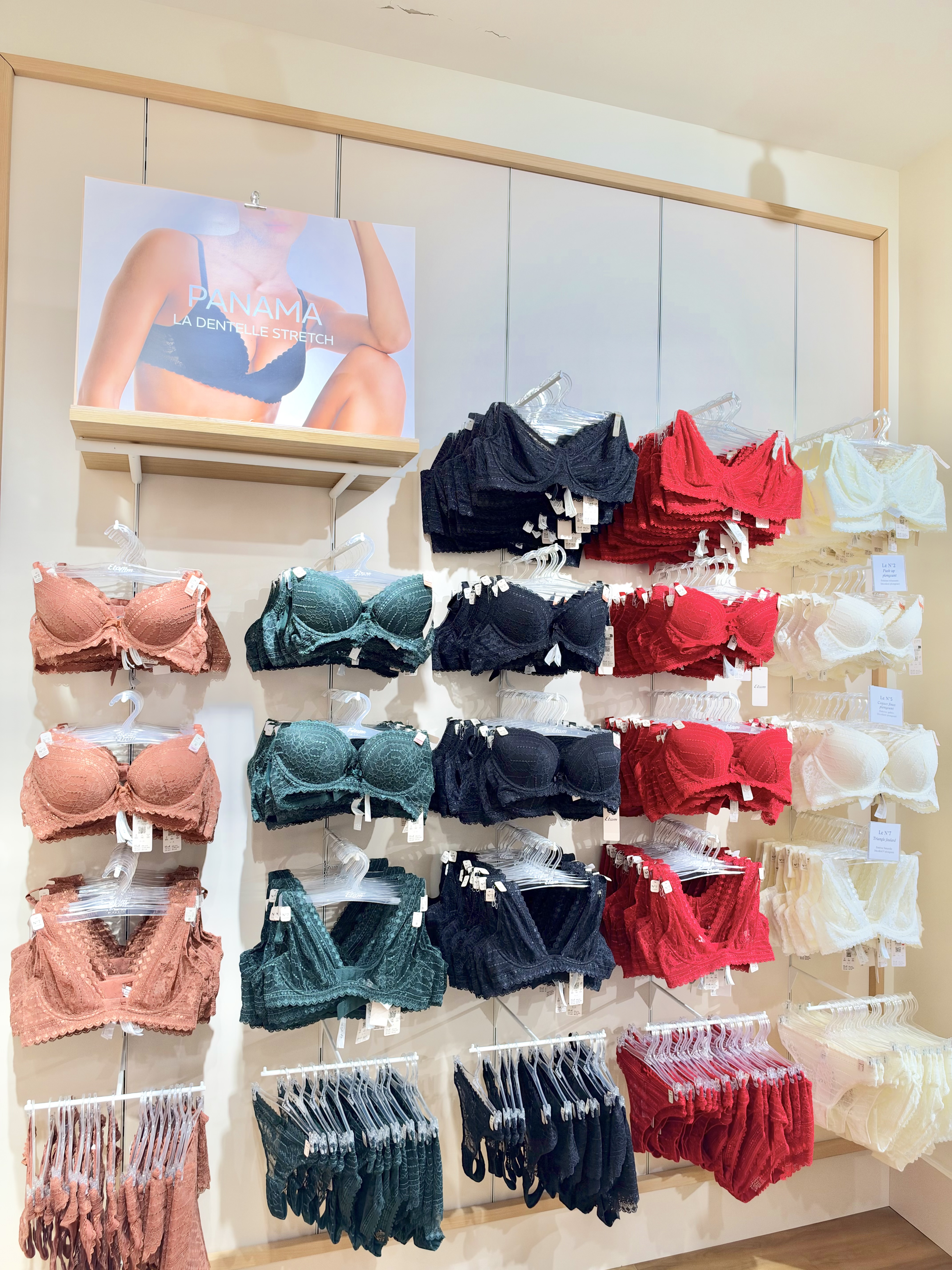 Foto 40 di Etam Lingerie