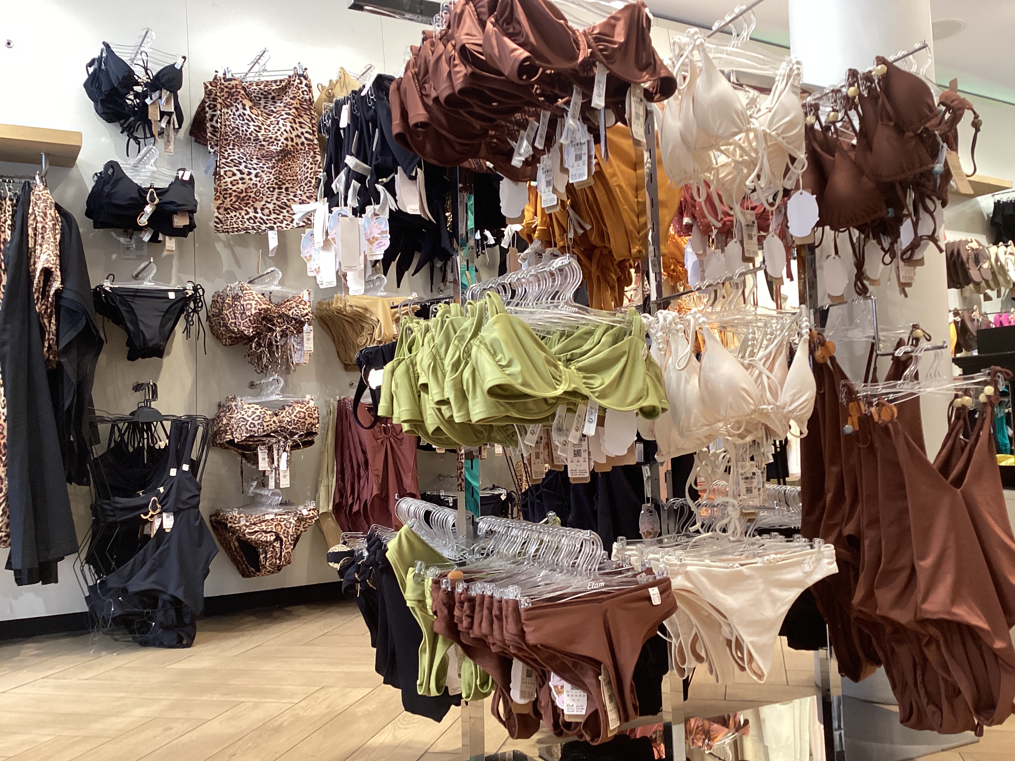 Etam Lingerie 
