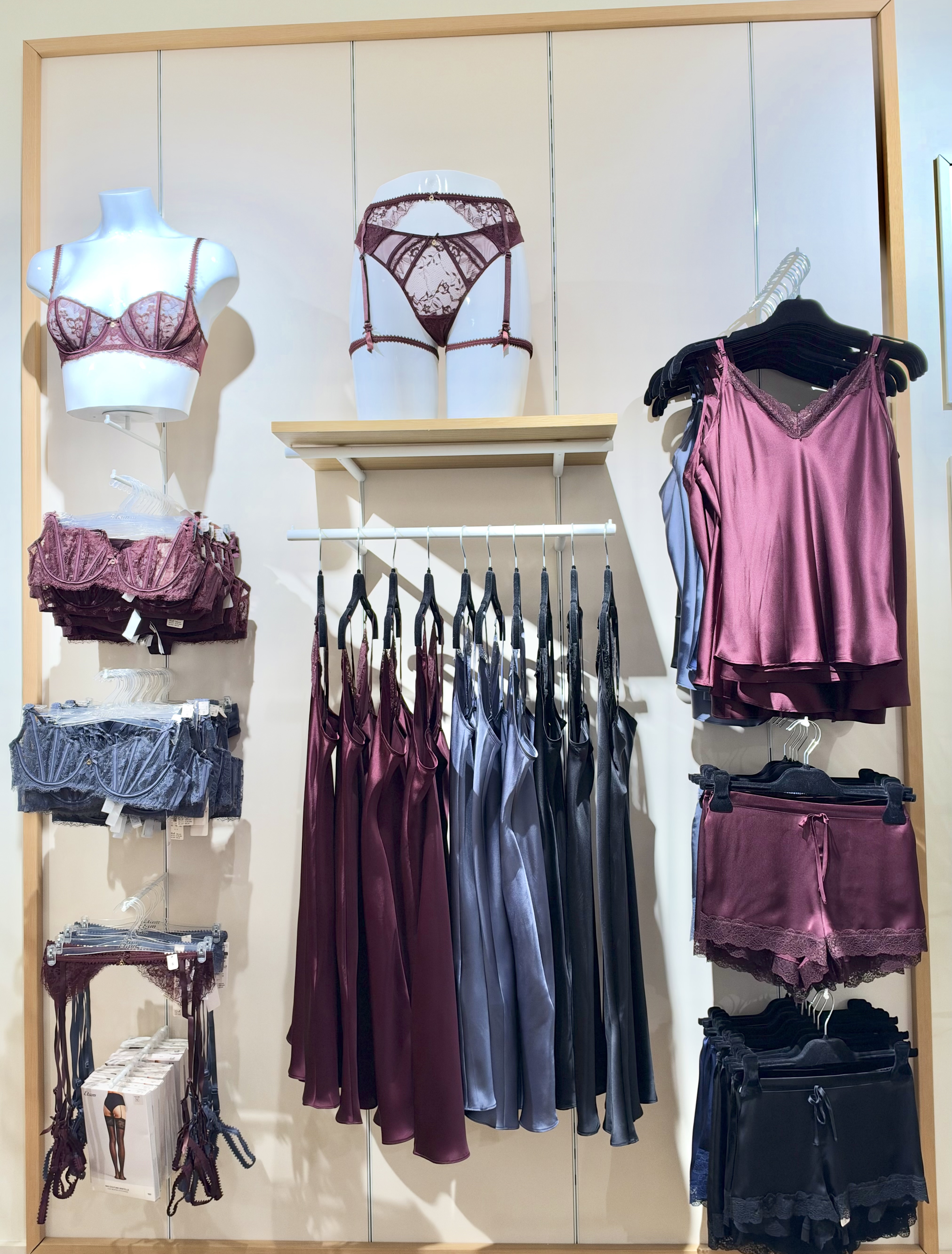Foto 39 di Etam Lingerie