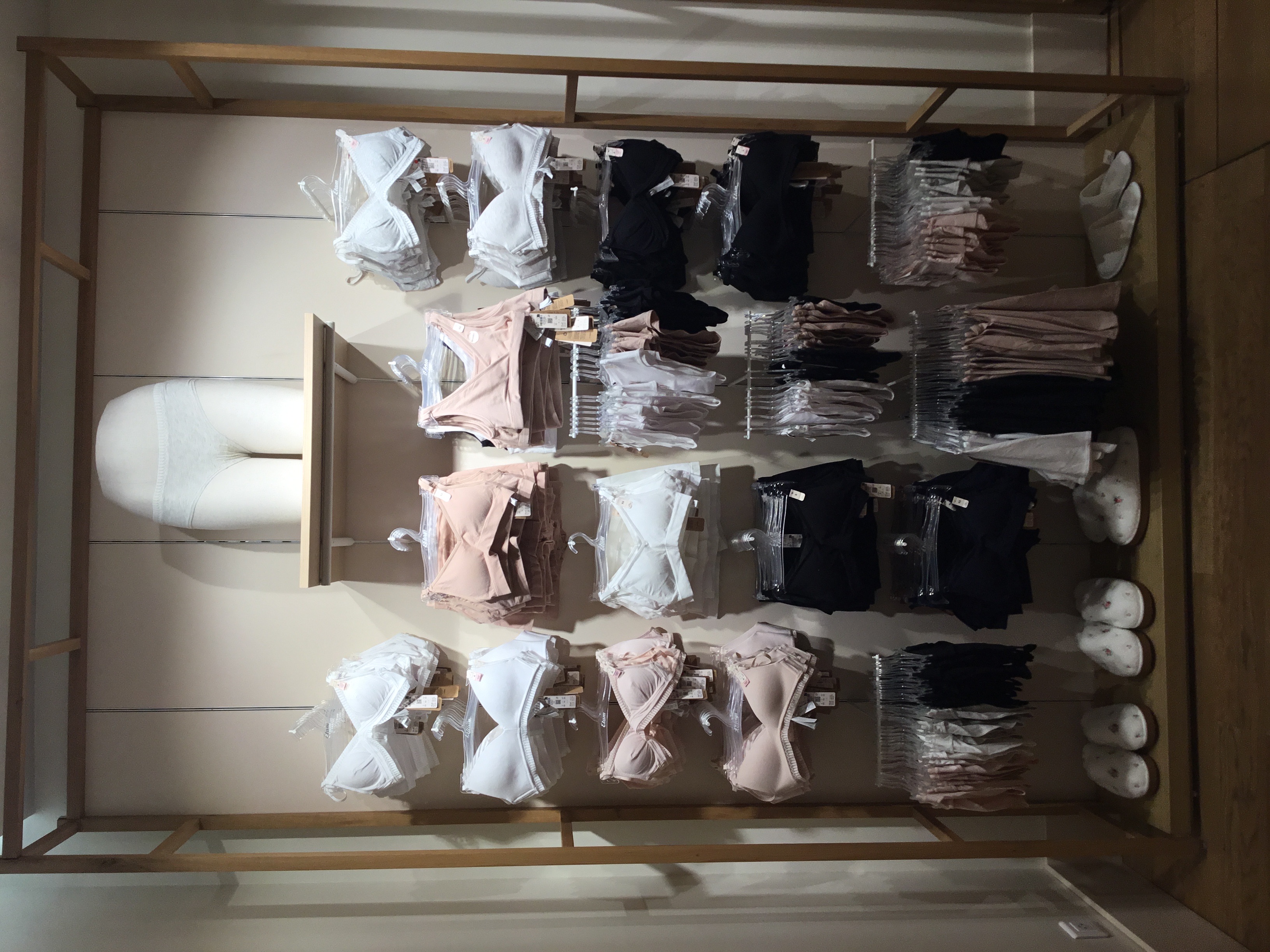 Foto 6 di Etam Lingerie
