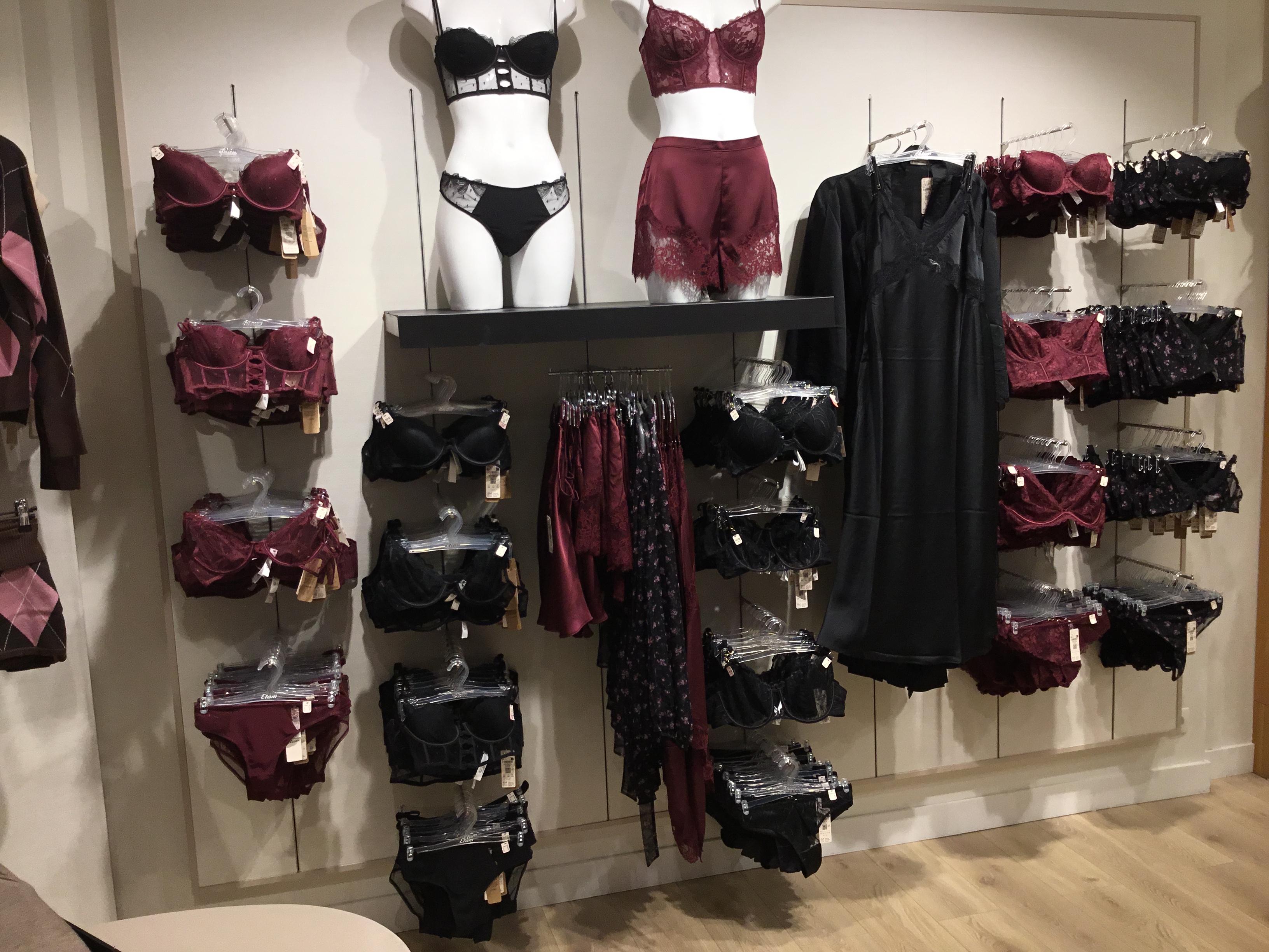 Foto 38 di Etam Lingerie