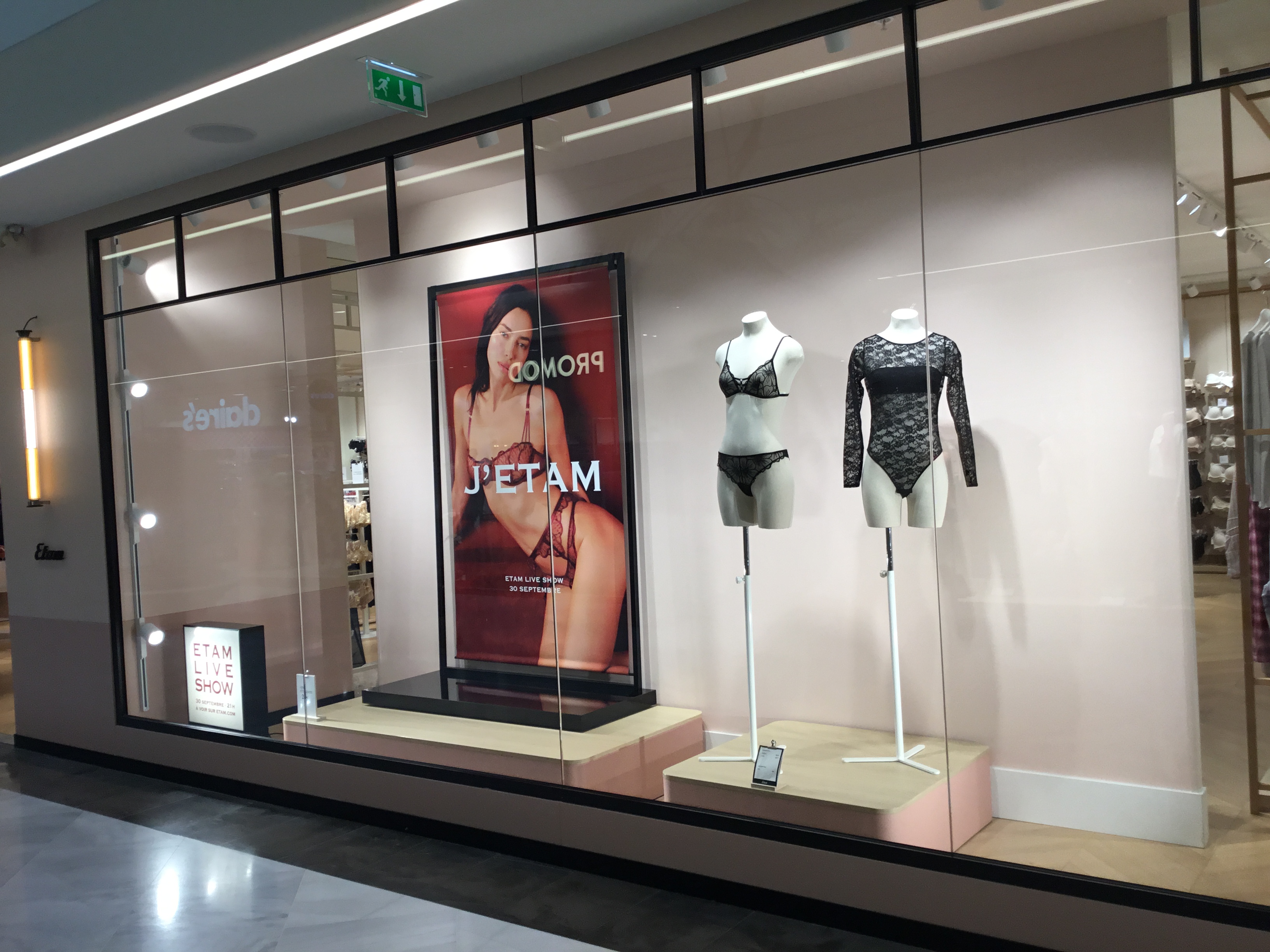 Foto 92 di Etam Lingerie