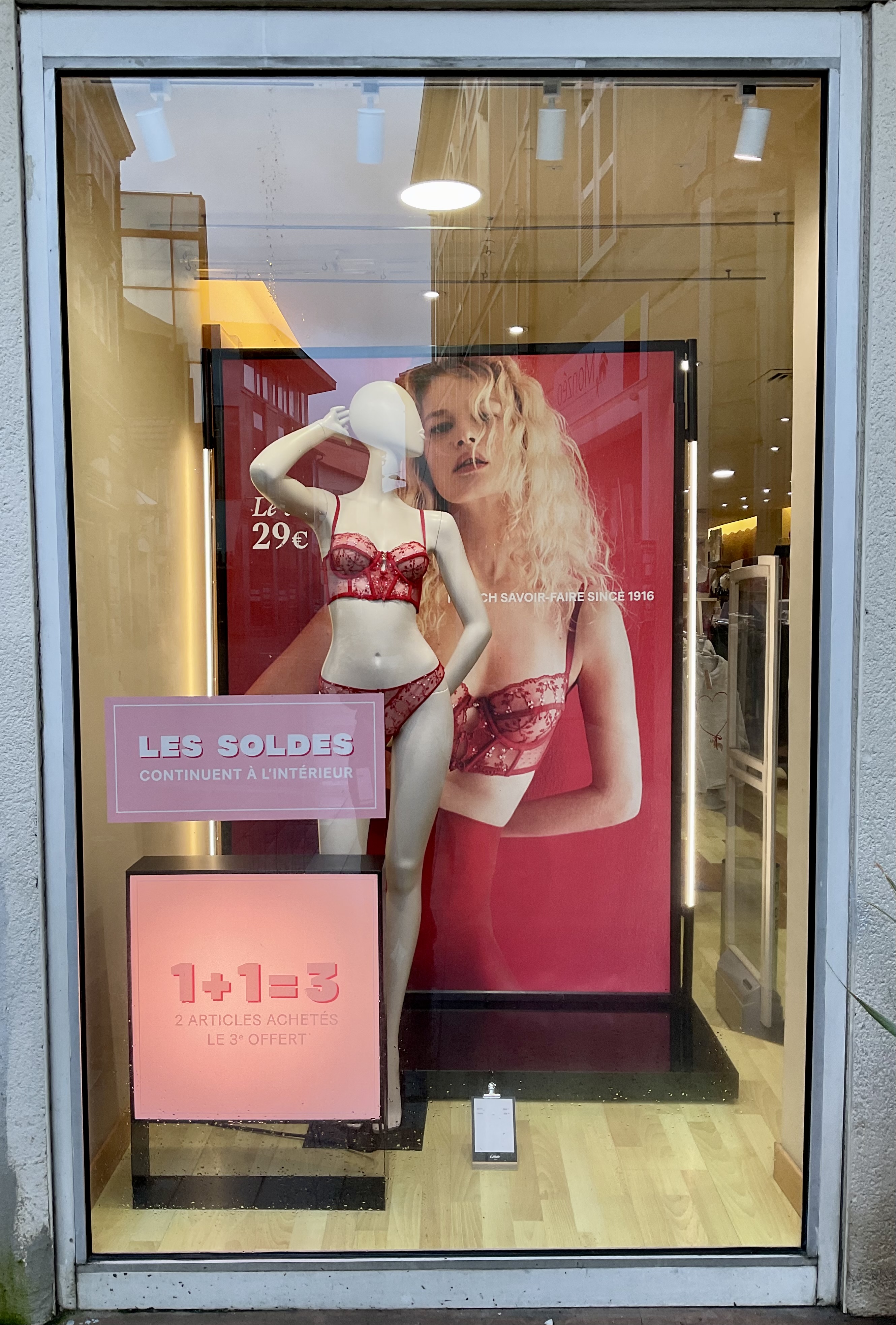 Foto 48 di Etam Lingerie
