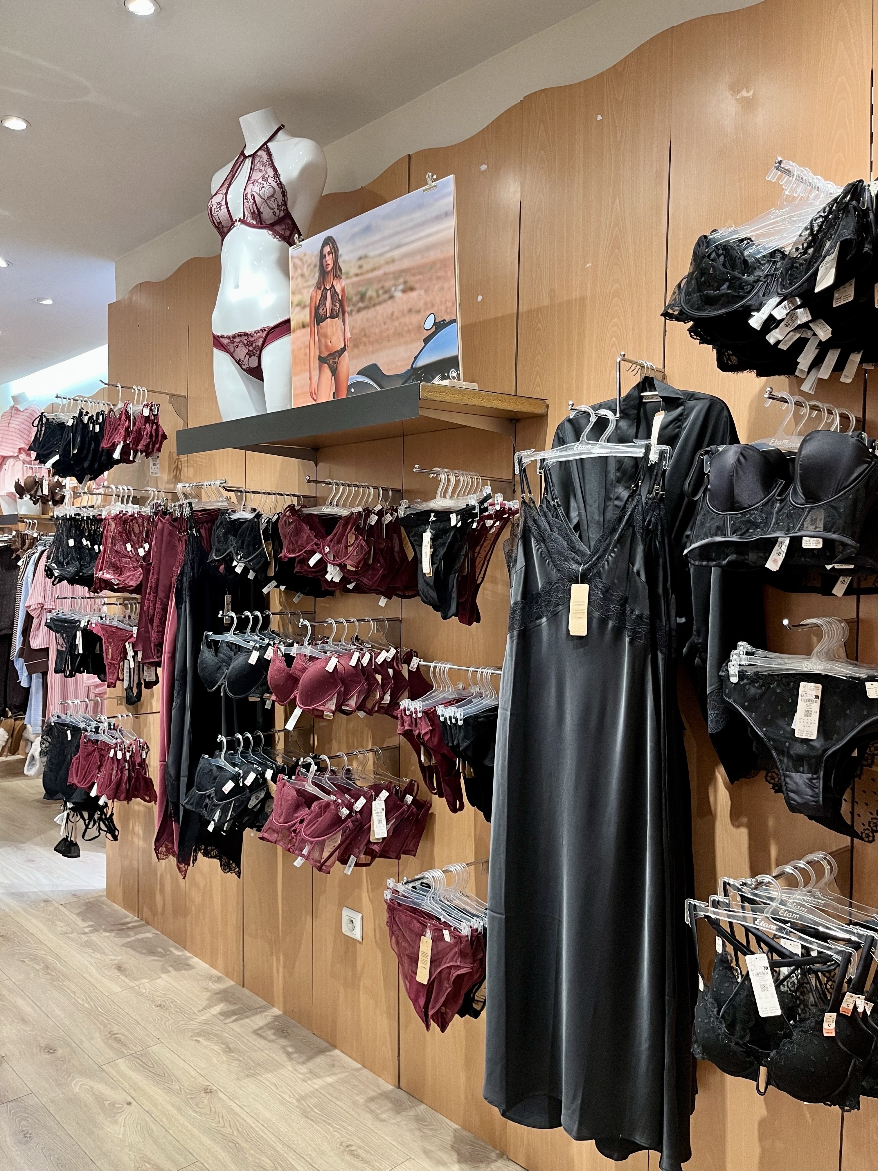 Foto 8 di Etam Lingerie