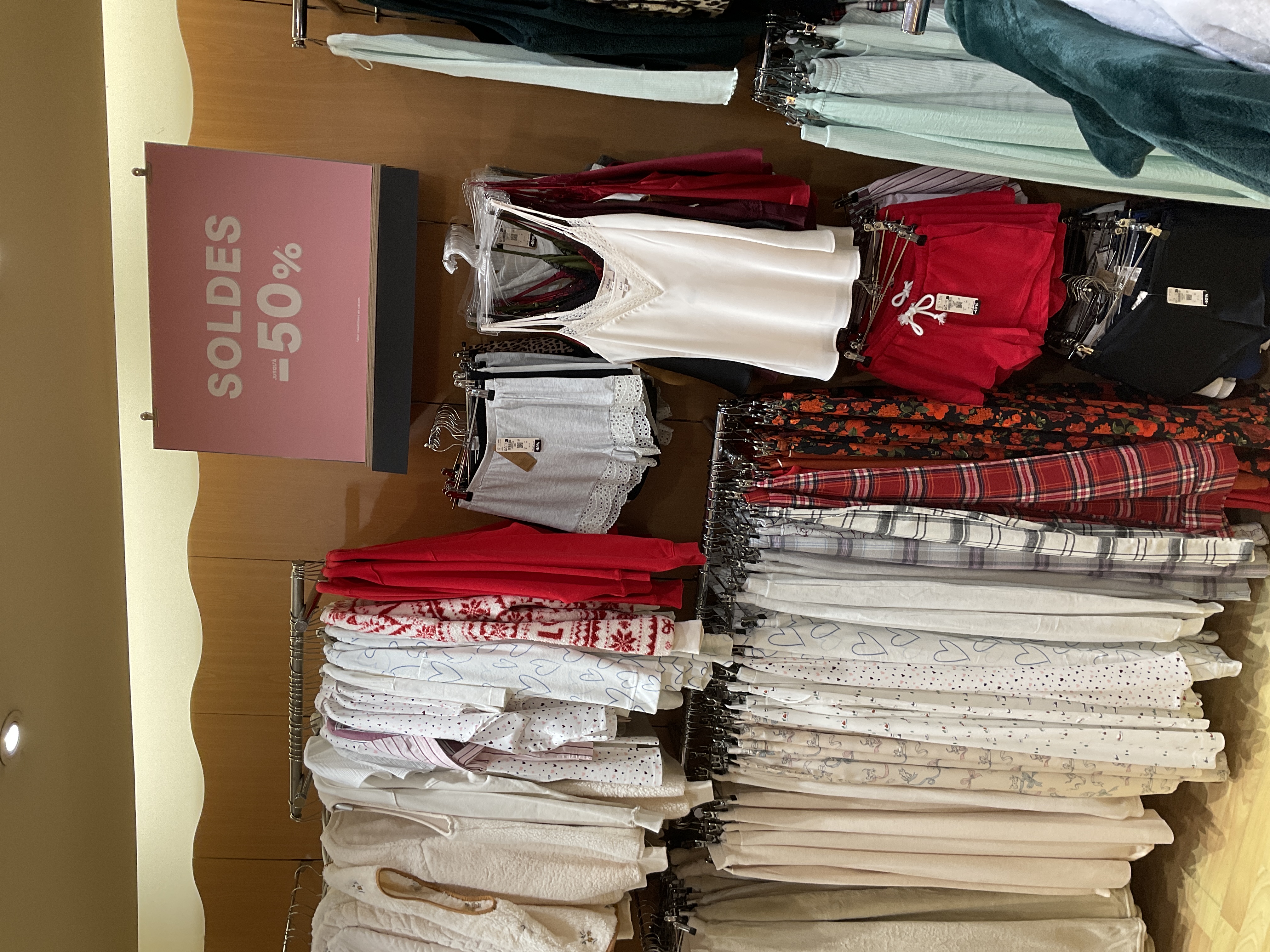 Foto 68 di Etam Lingerie