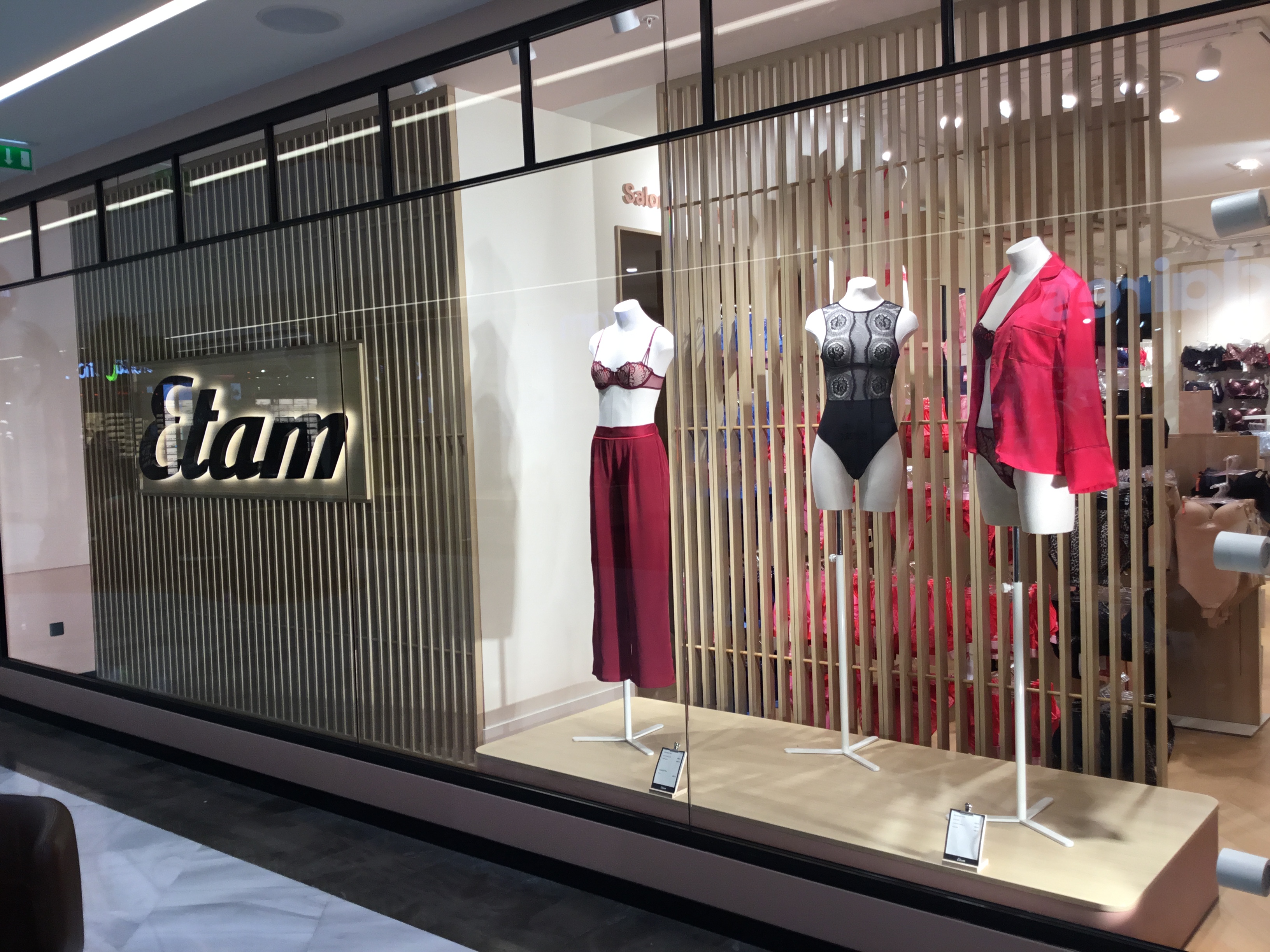 Foto 87 di Etam Lingerie