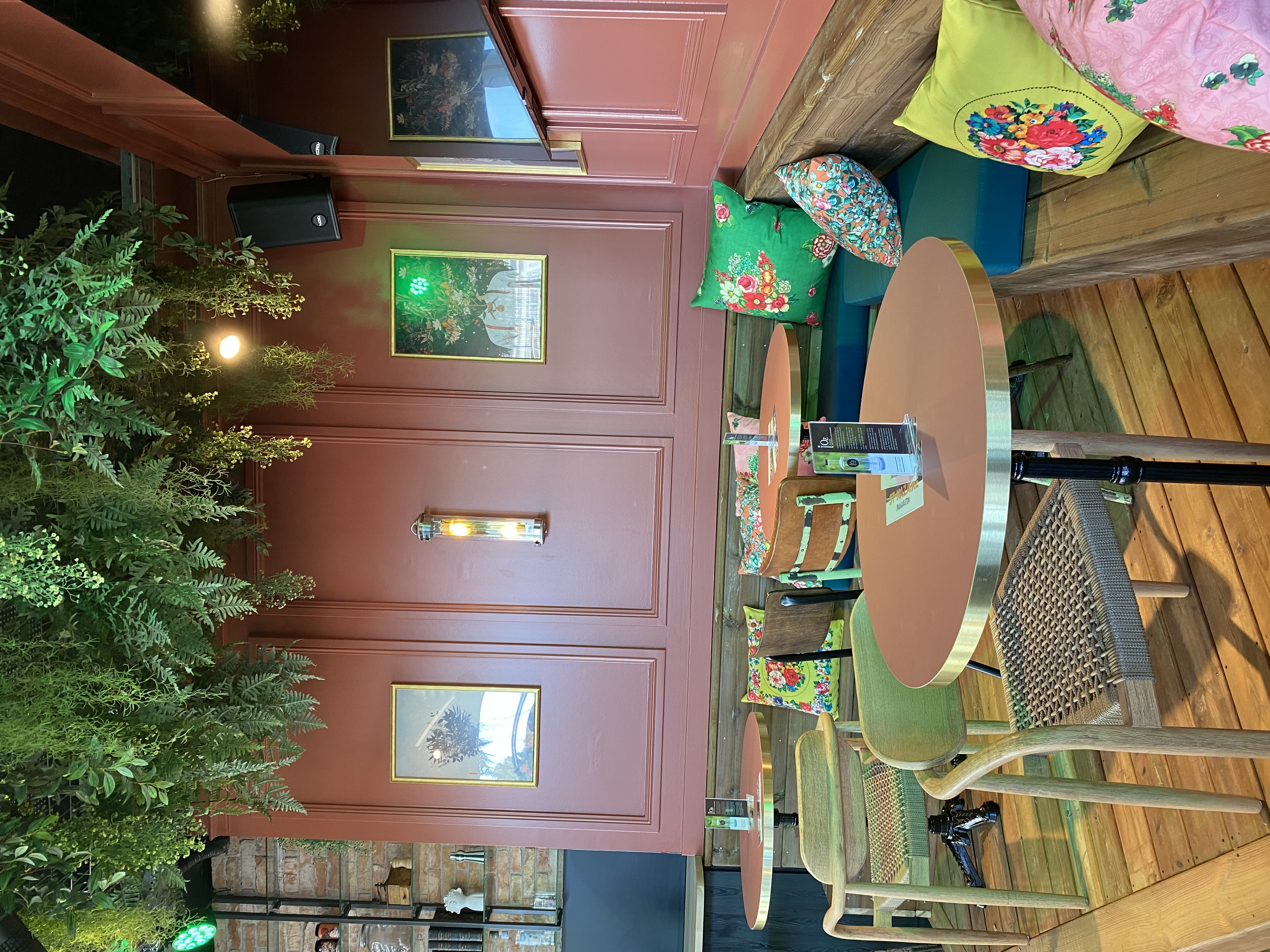 Levrette Café St-Nazaire