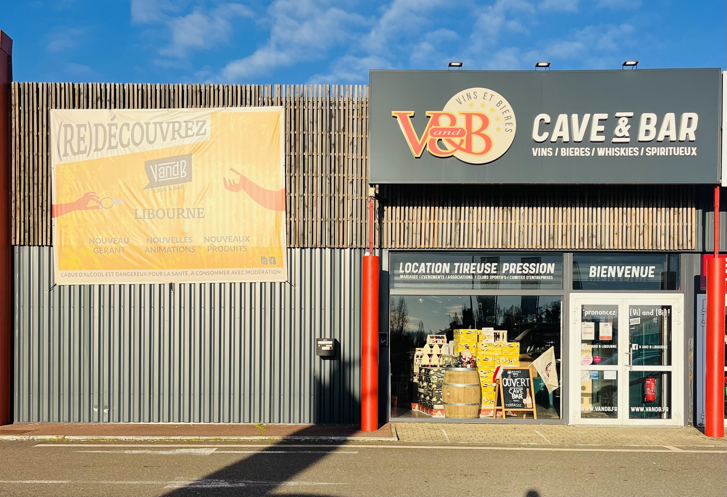 Foto 2 di V and B Libourne