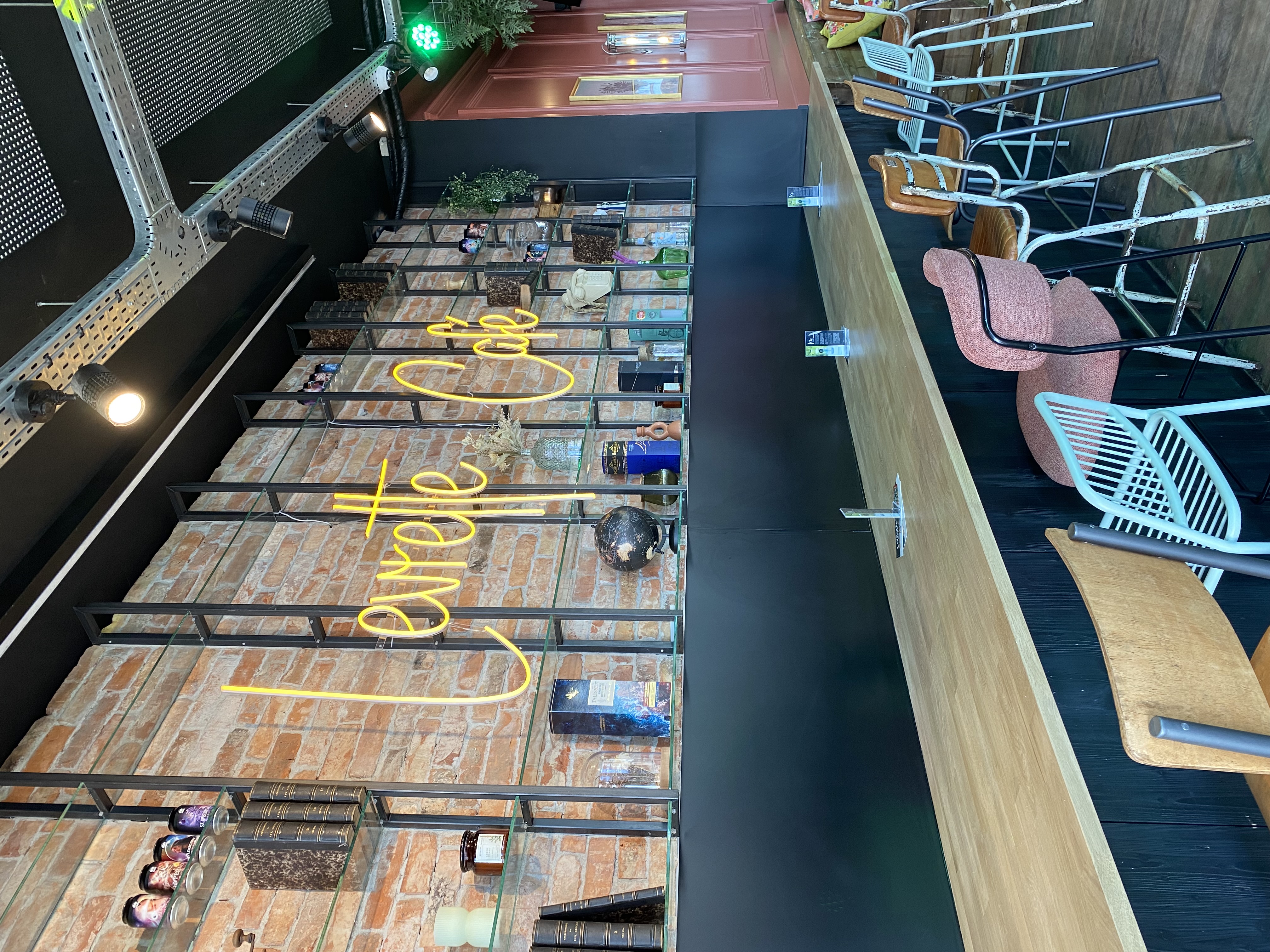 Levrette Café St-Nazaire