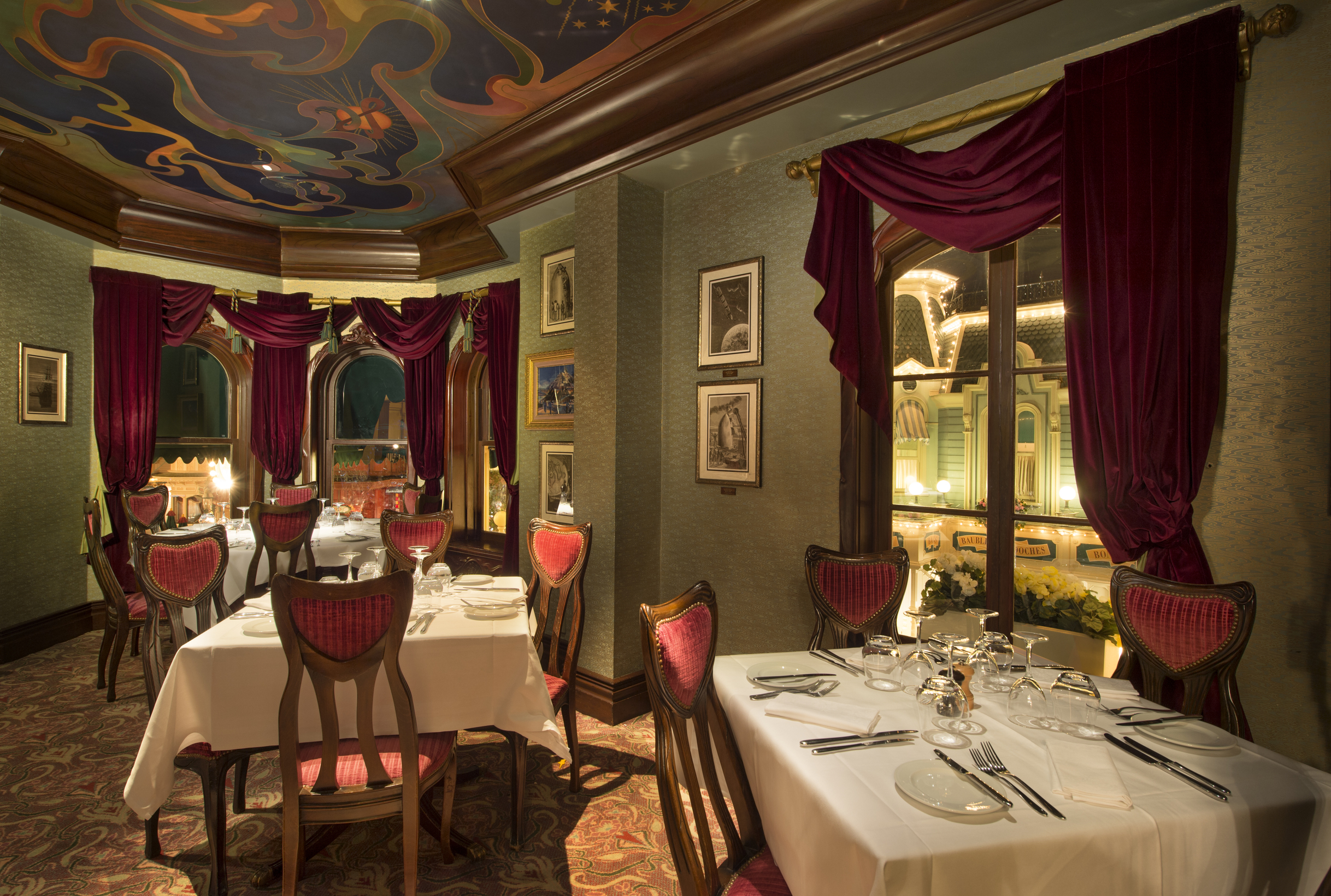 Walt's - an American Restaurant